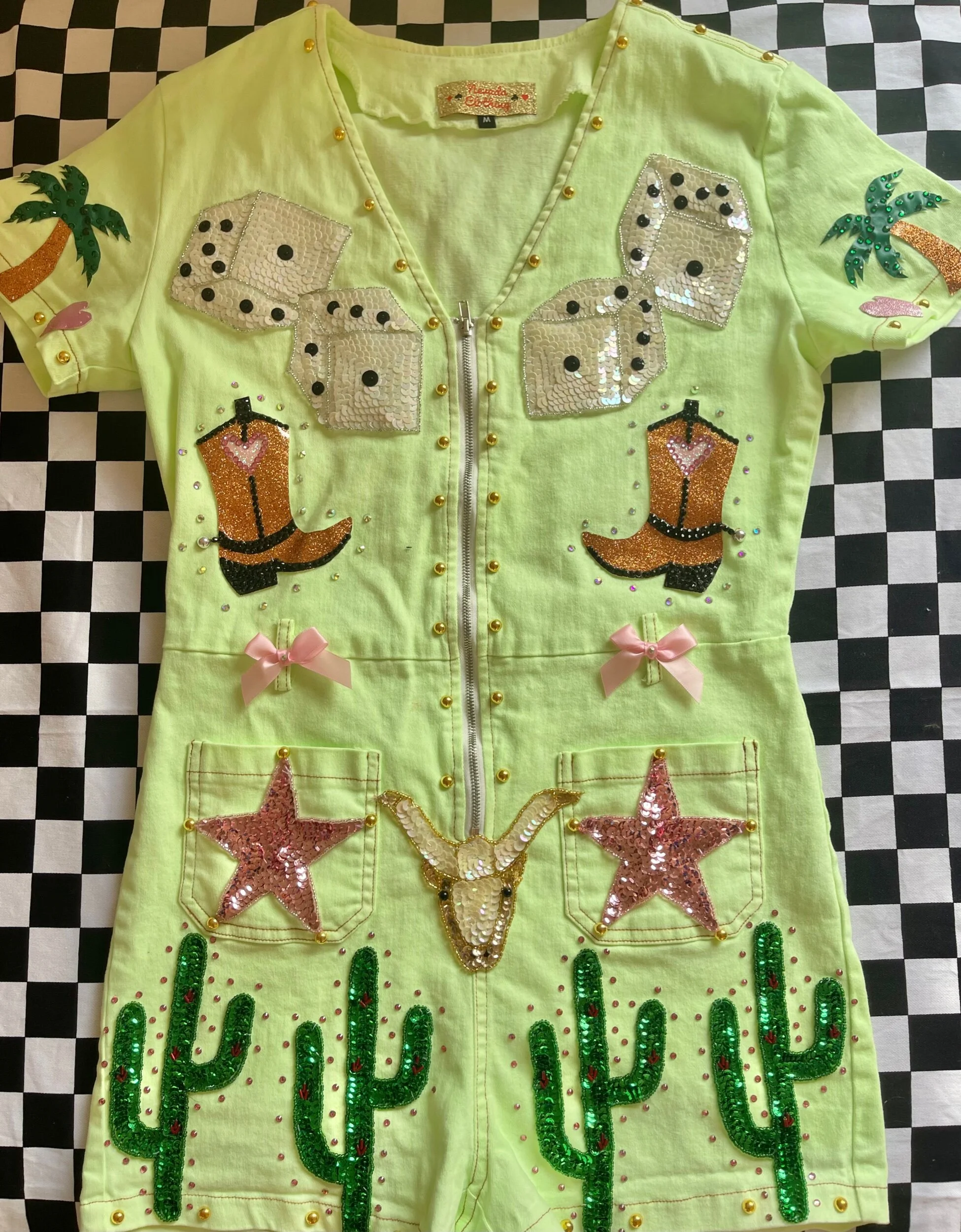 1531CADC-52FE-4617-BA5C-3C18DE7C9804