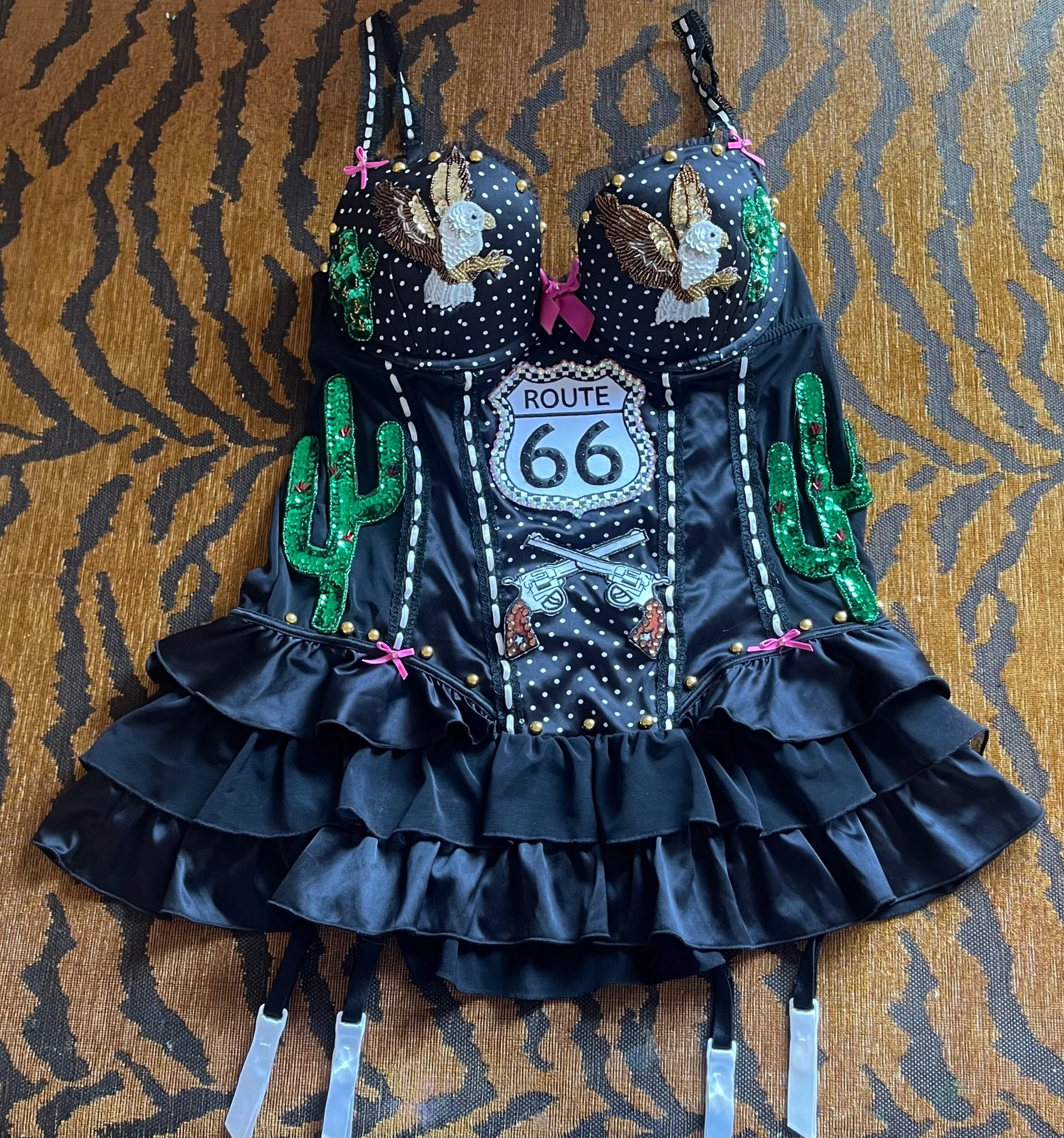 6EB6C3A4-C2B4-49A7-97F1-37CA9D718616