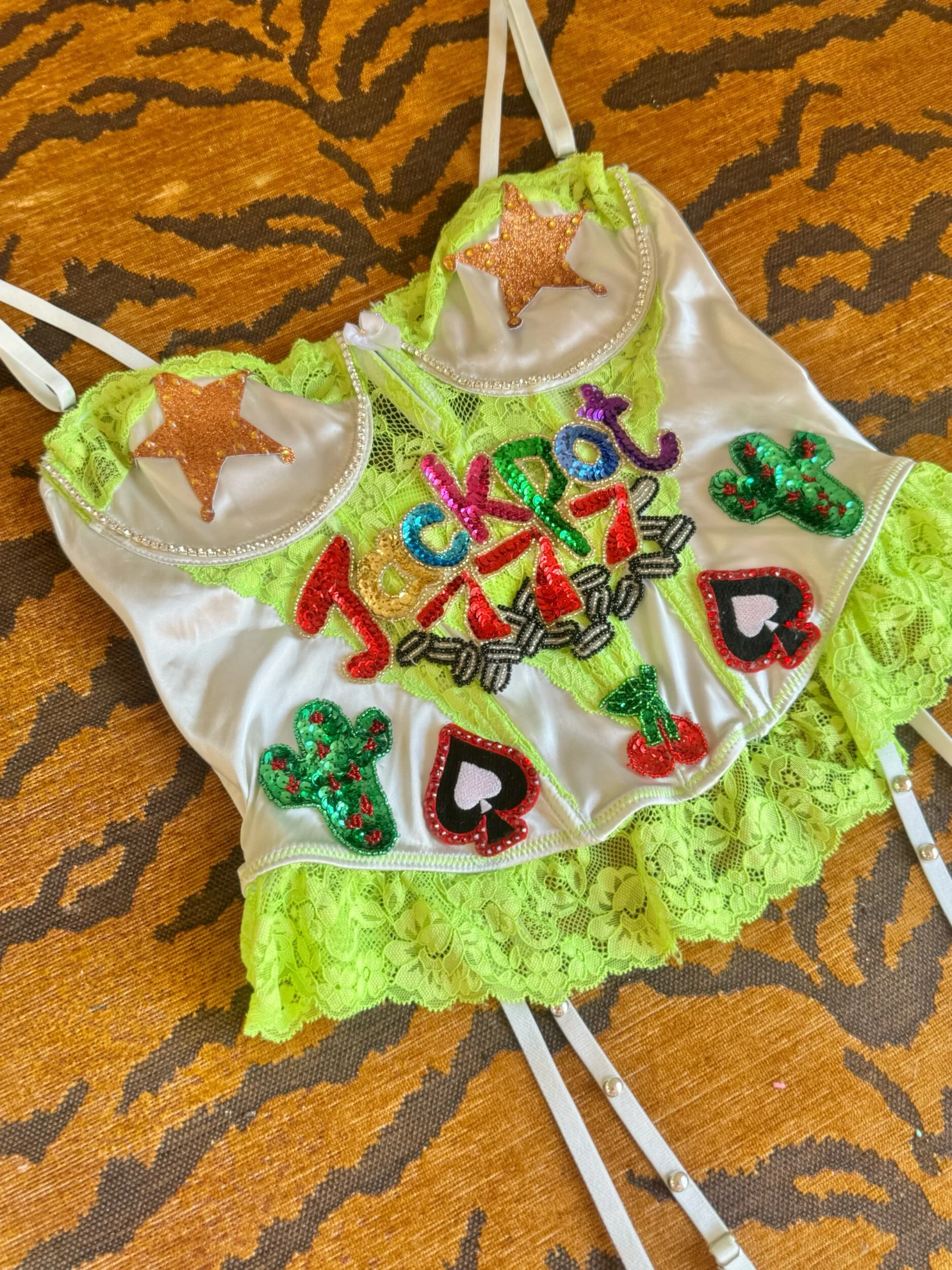 B608886A-4F33-4C07-A7DB-A9763D930FA2