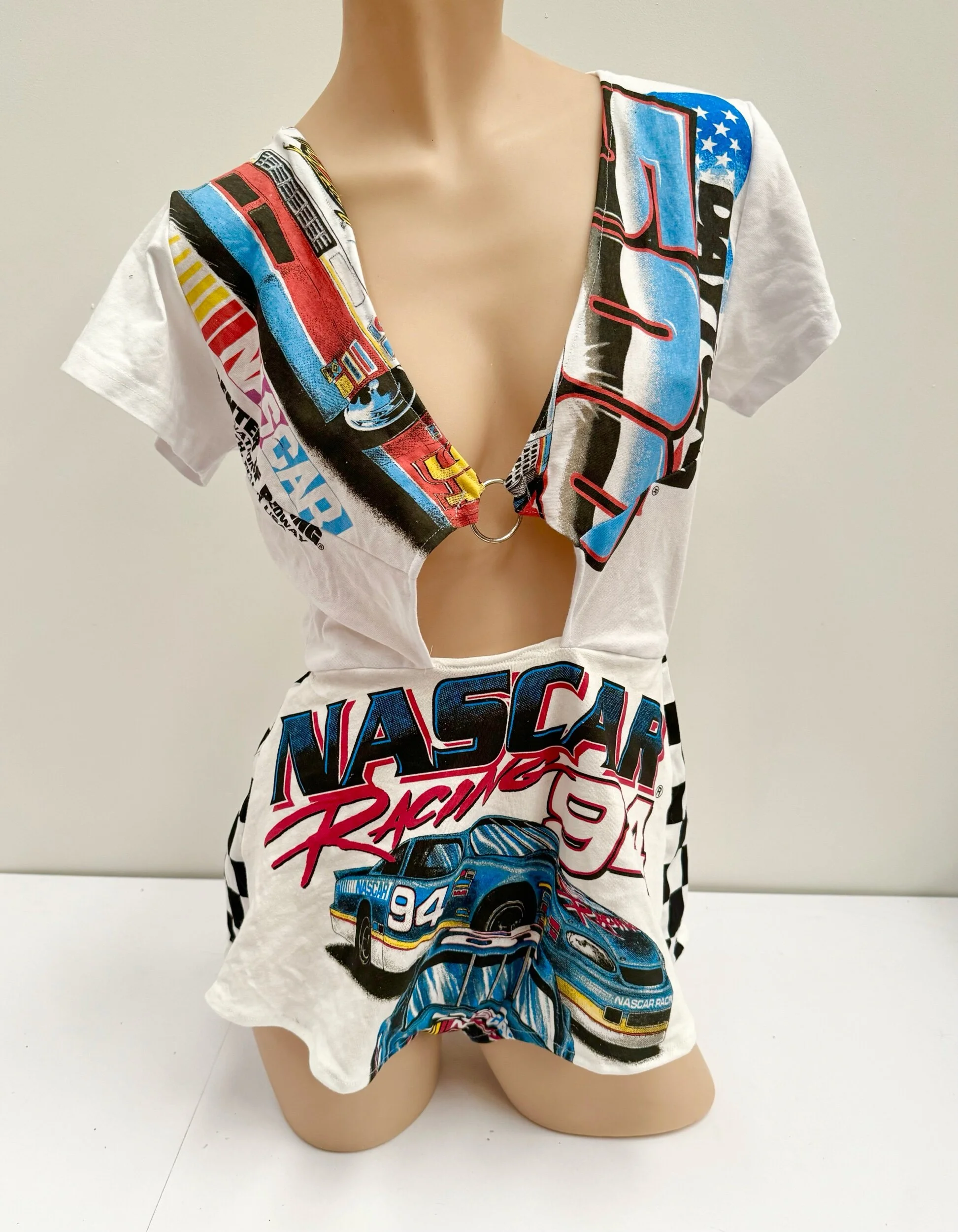 DCBCC425-9724-4A6E-BCF3-64CE7DF4B141