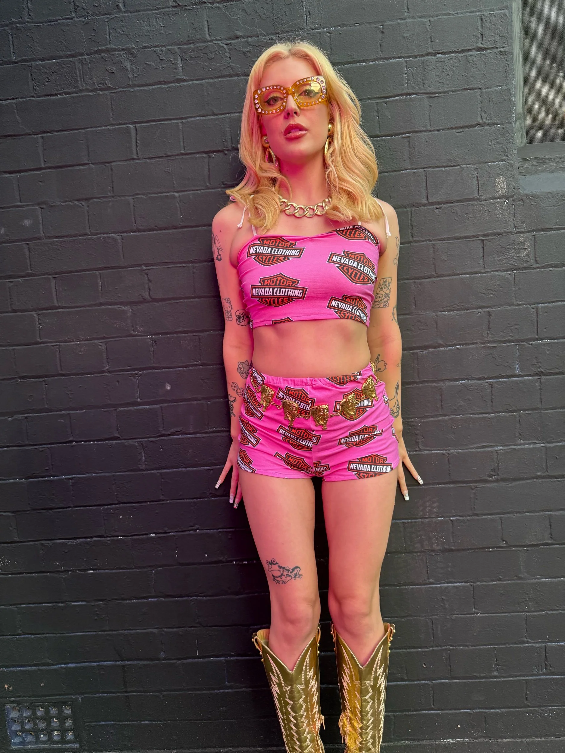 38F956D6-FABB-4765-9B25-8A0460E521D9