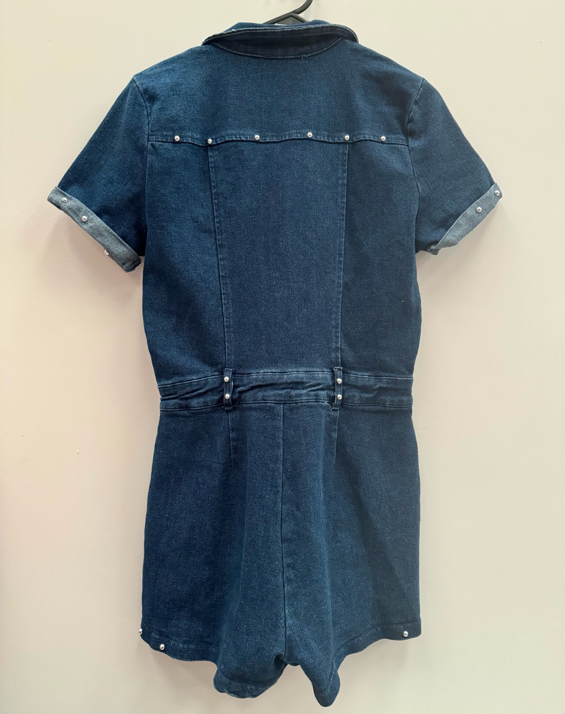 7393C747-F002-4114-A35E-83689D3A1CFC