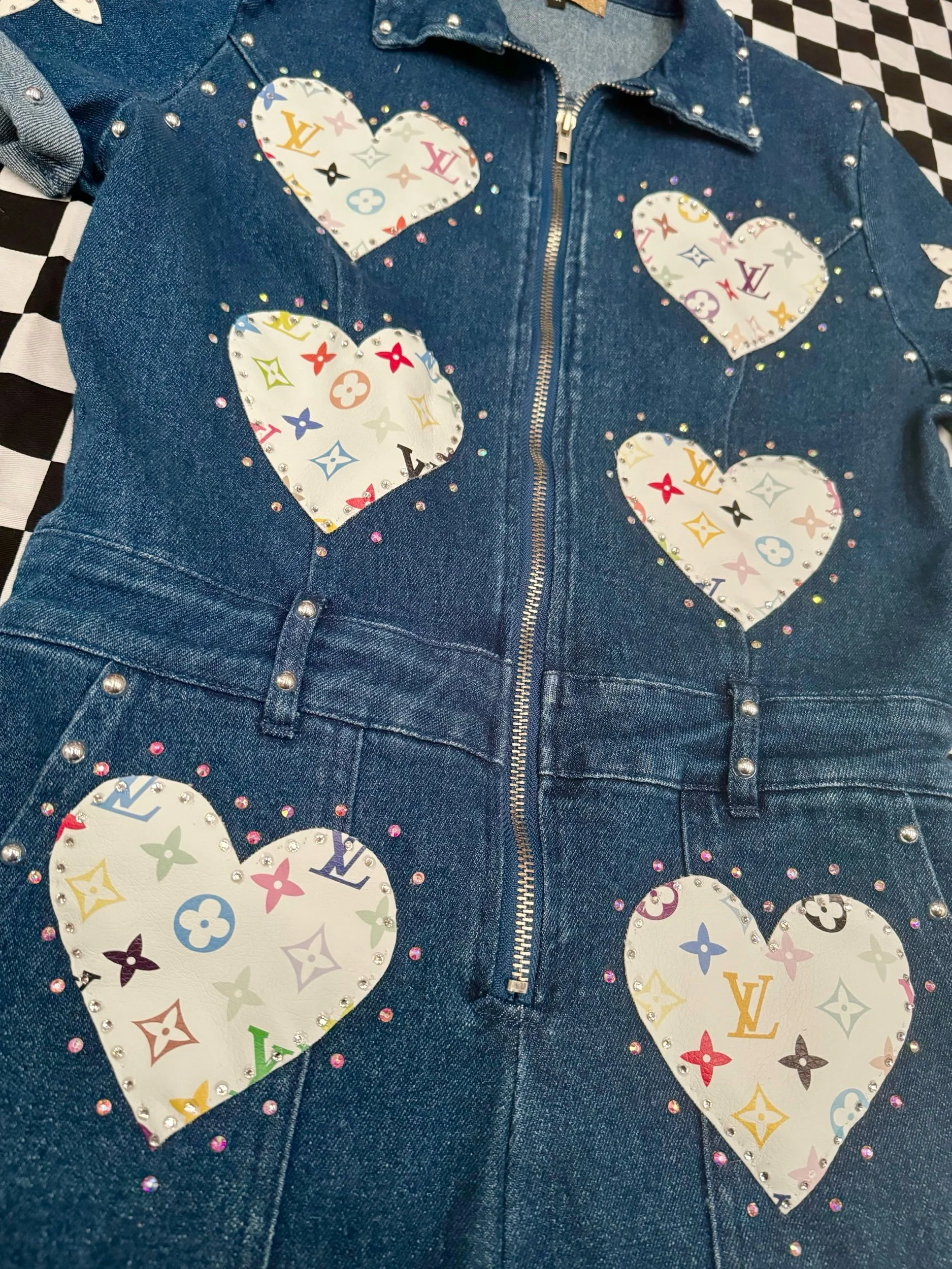 9D28DF64-BF83-48F4-8684-6F2BD638D52F