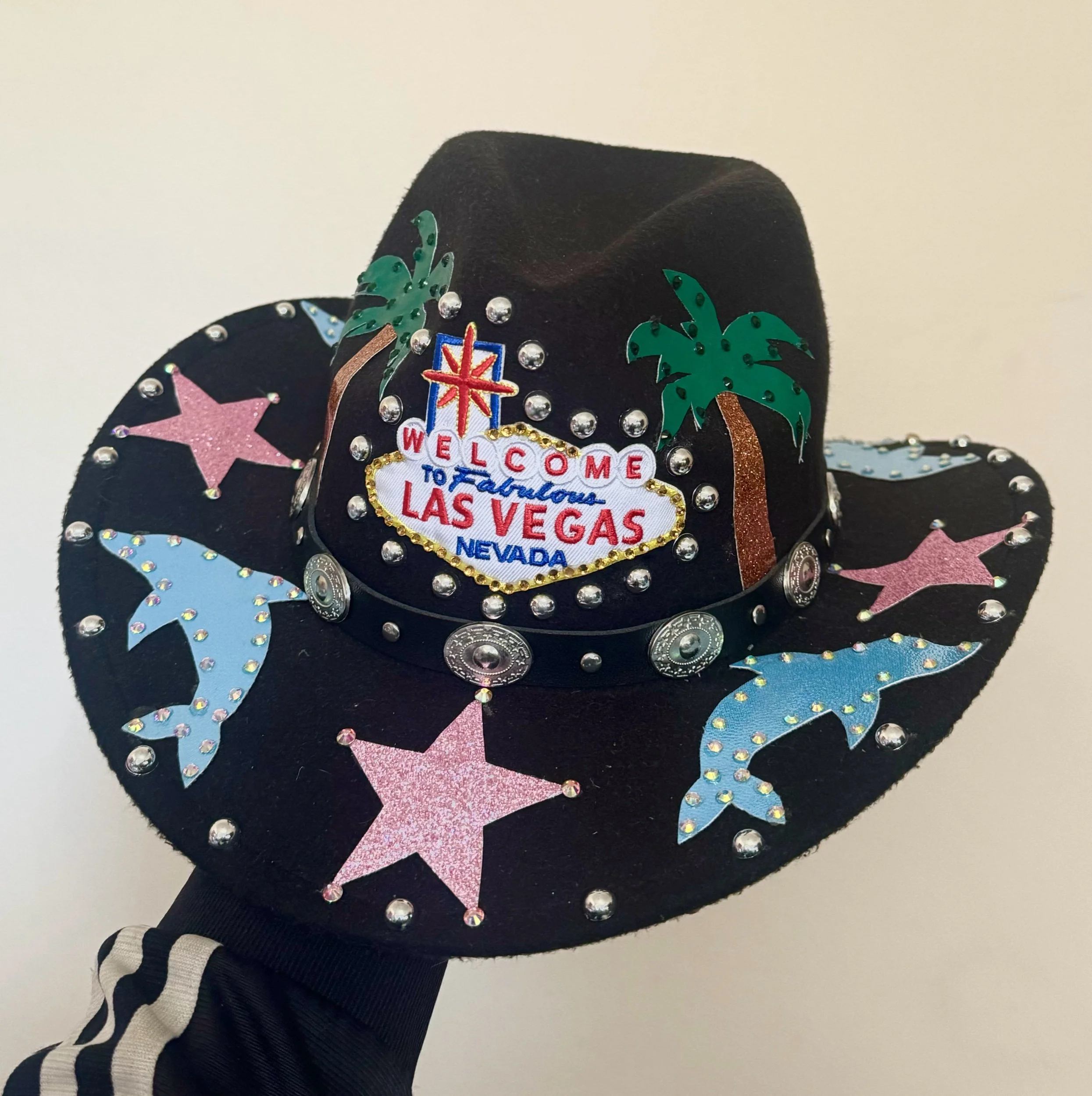 23B0320B-411C-4DD8-9DEC-4DCA79723DD7