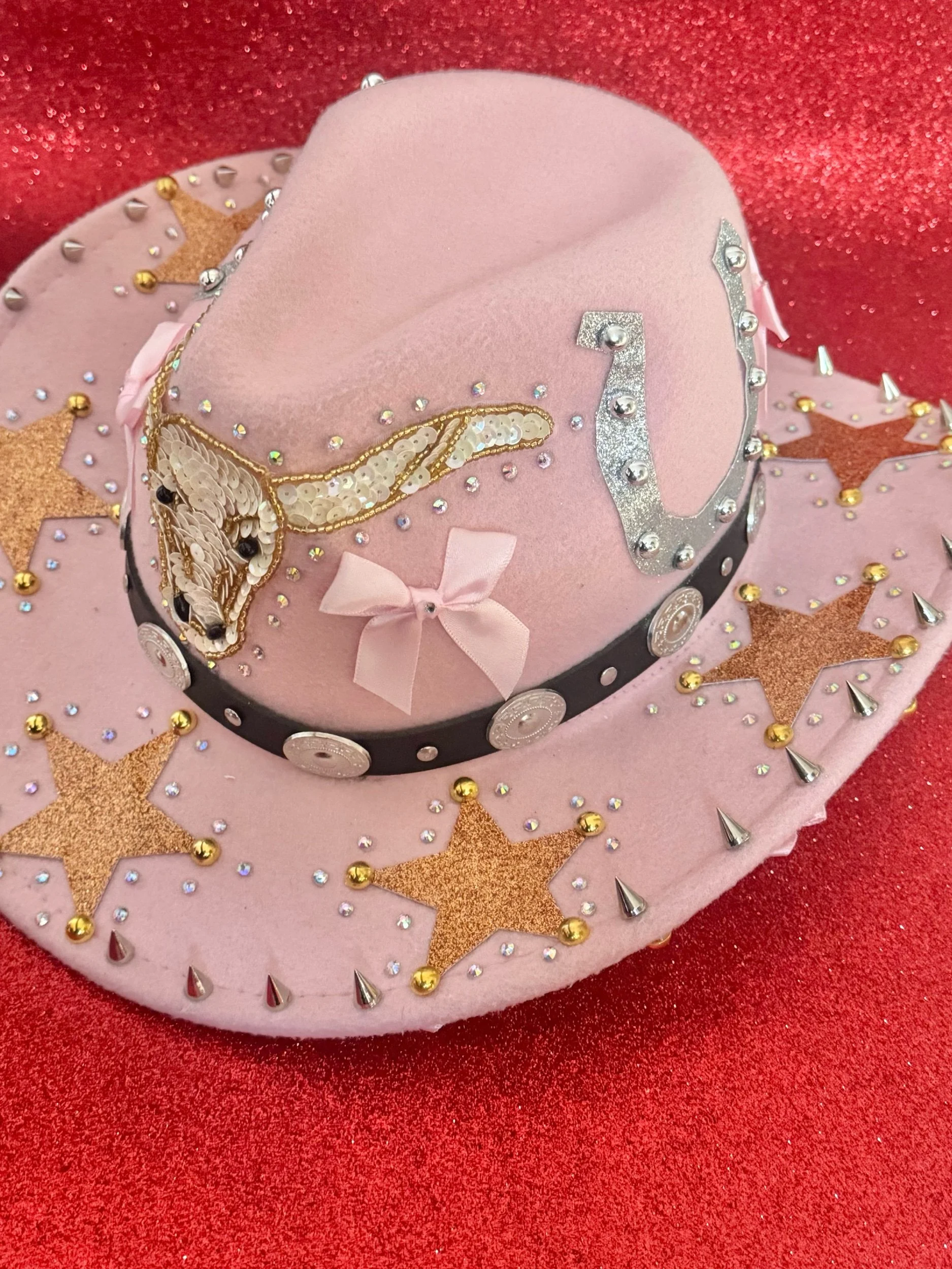 3CECEC21-40E3-4267-A87E-583997DF1B2D