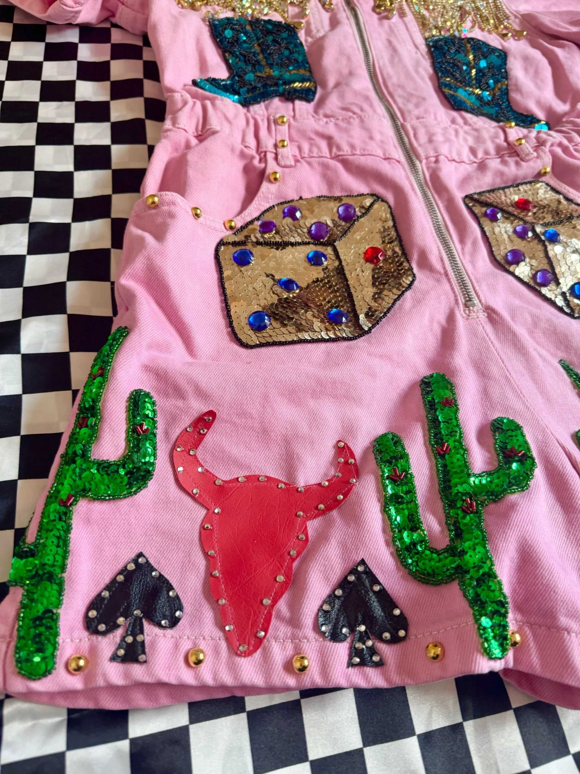 F818AF24-FFDB-4796-8170-55E64A990E6D