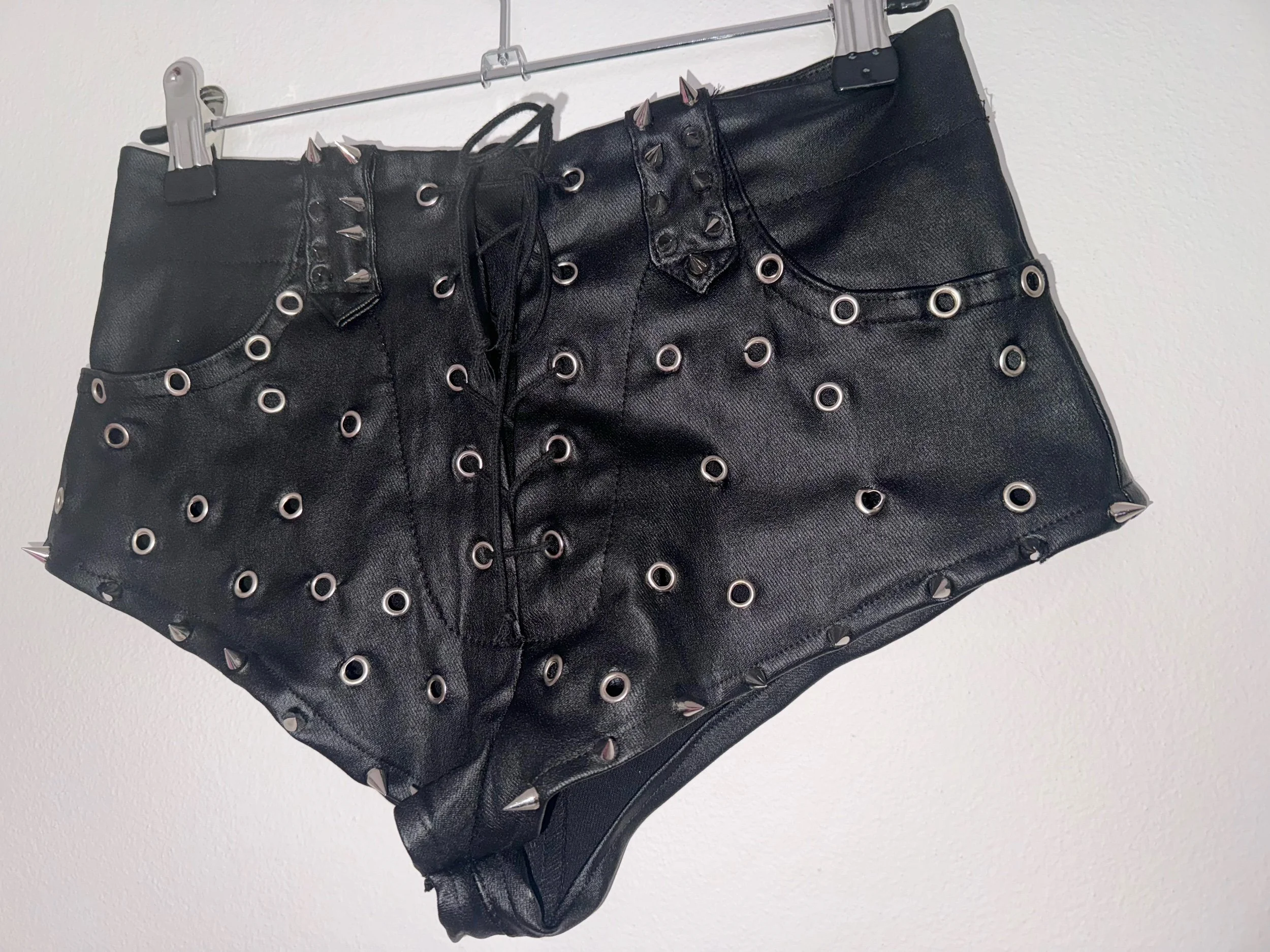 675E2C98-FAC9-45F8-A5DF-AF93851298E6