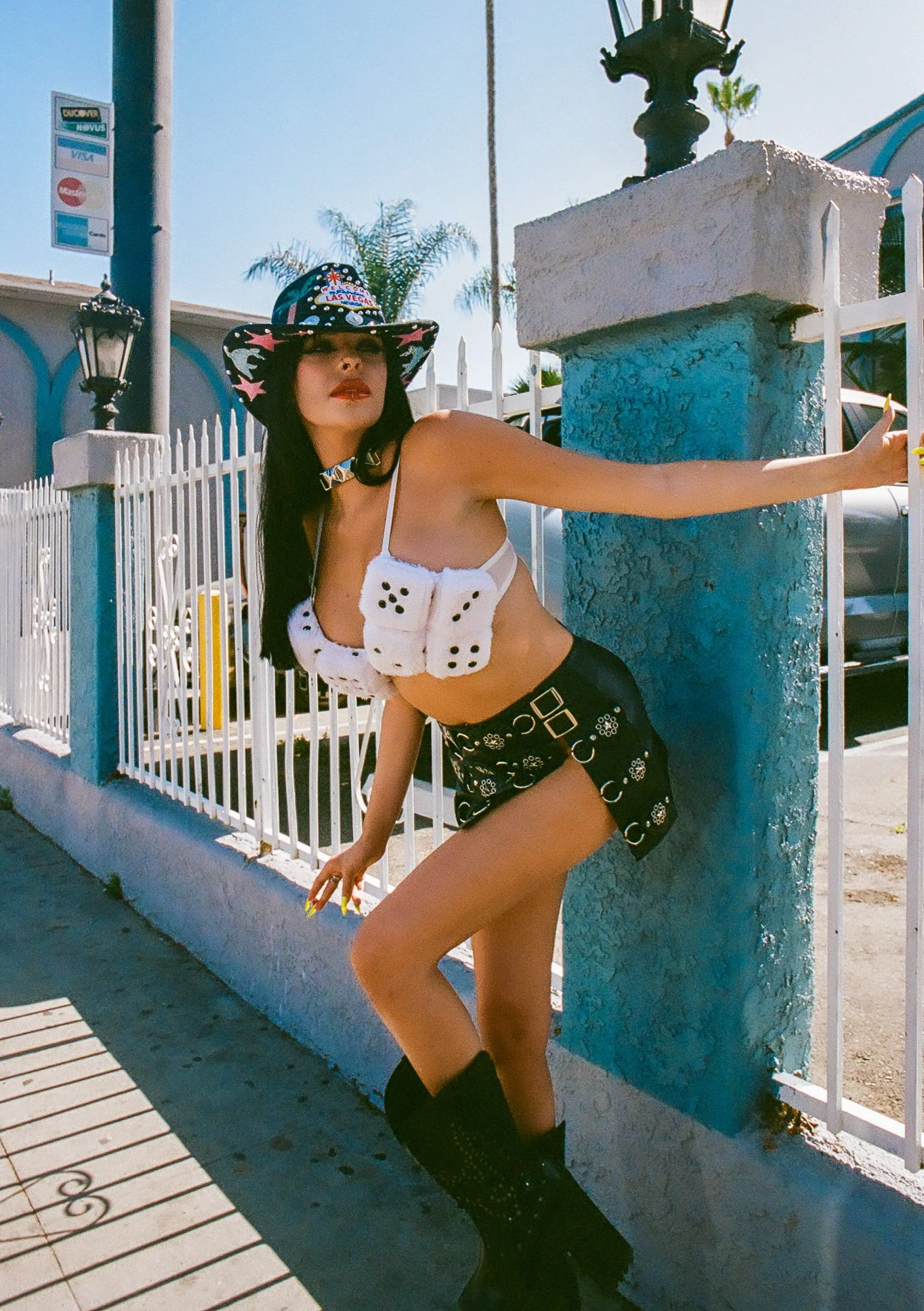 A1B90E9D-234F-4CB3-A5A5-06F5E4BABA83