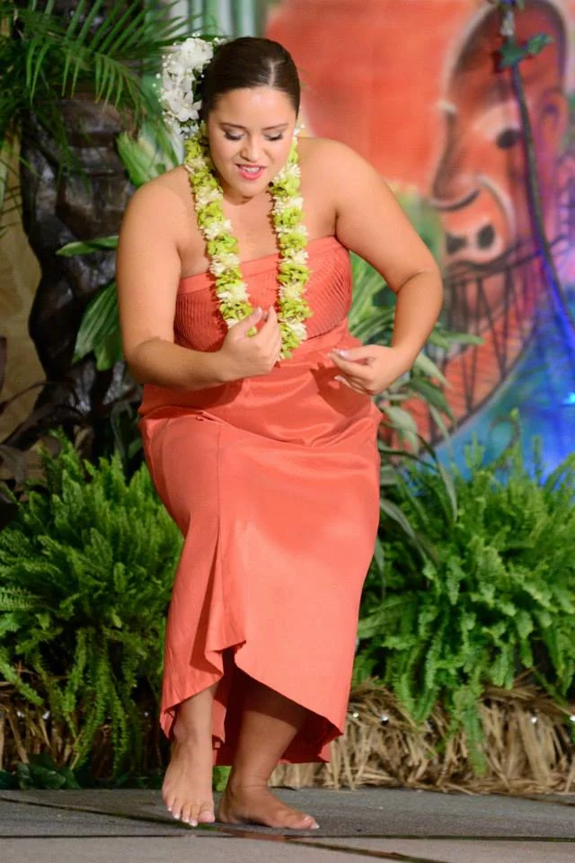 Wahine Hawaiian Hula ‘Auana