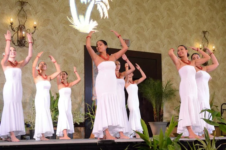 Wahine Hawaiian Hula ‘Auana