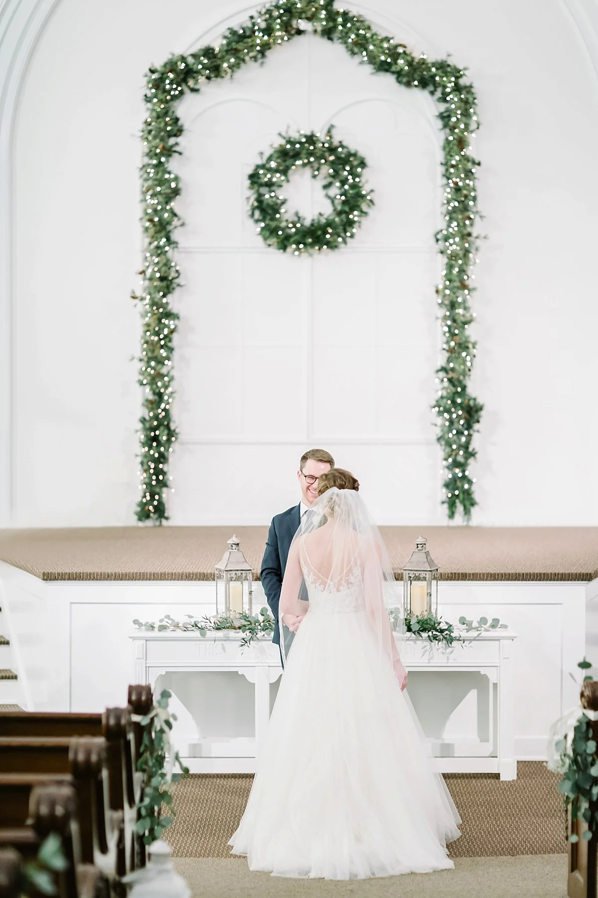 morganworleyphotographywinterwedding_0010.jpg