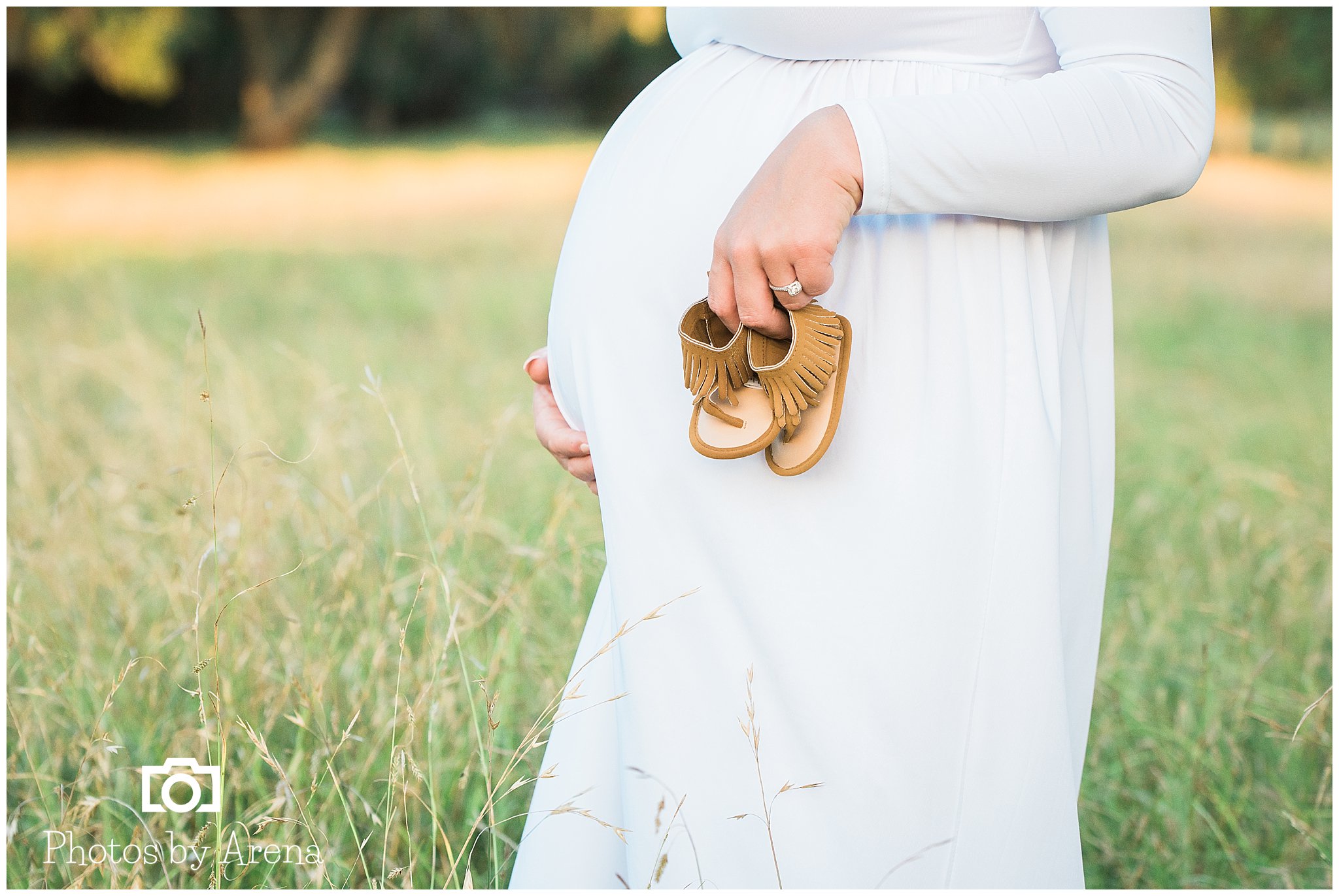 Aviana is due in about 4 weeks and I'm already jealous of her adorable shoes! Seriously, can baby shoes get any cuter?