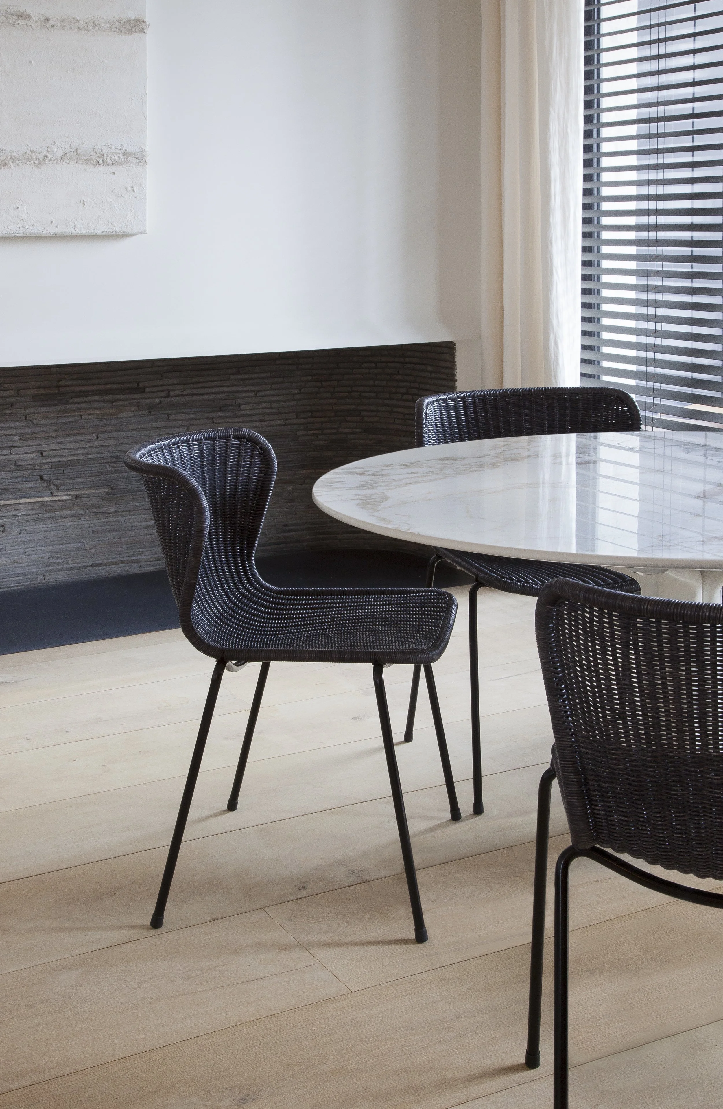 C603-chair-charcaol-@fotostudio.be_.jpg