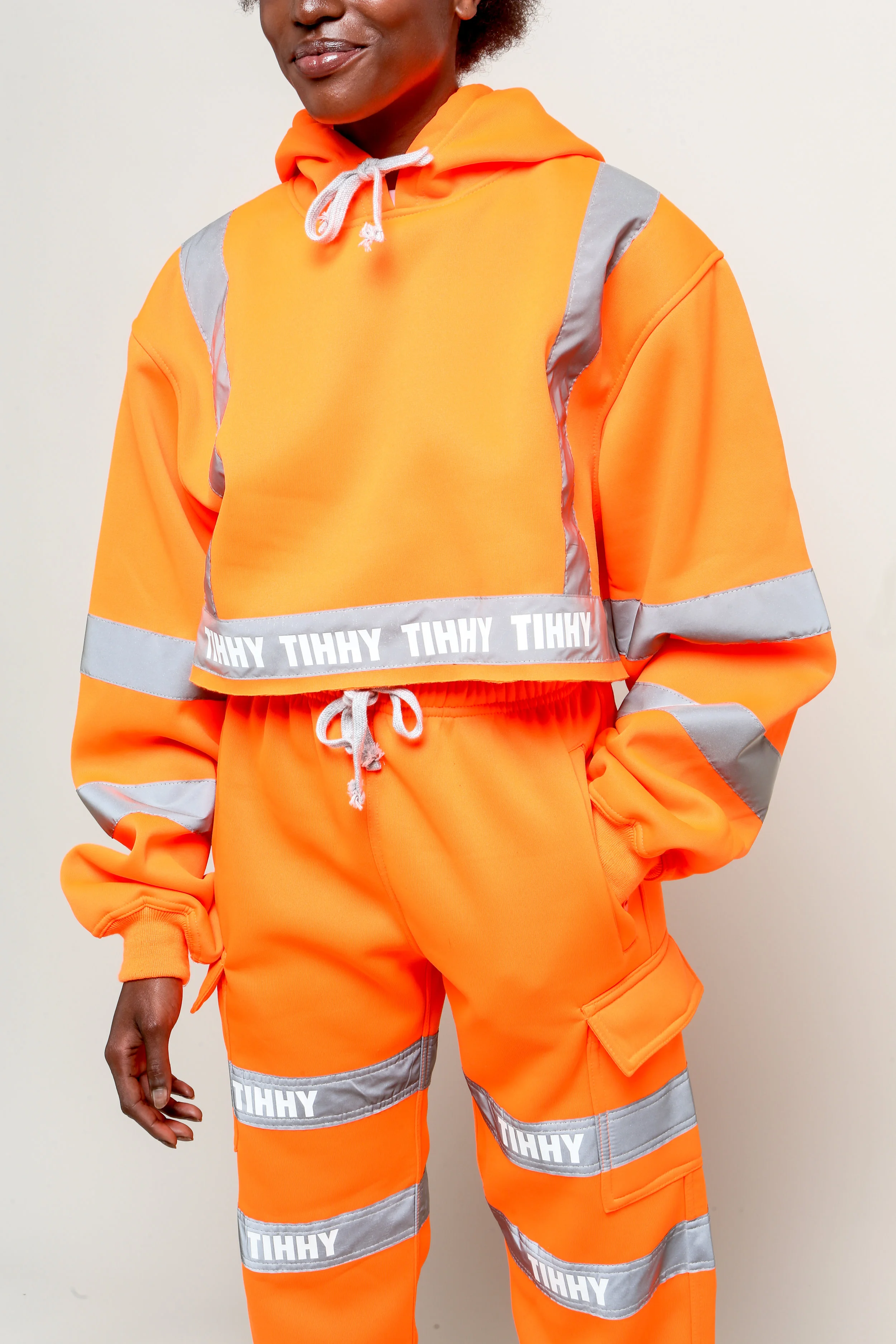 SAFETY ORANGE CROP HOODIE 