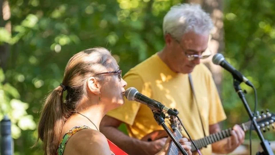 John and Mila - Beer Garden Show 