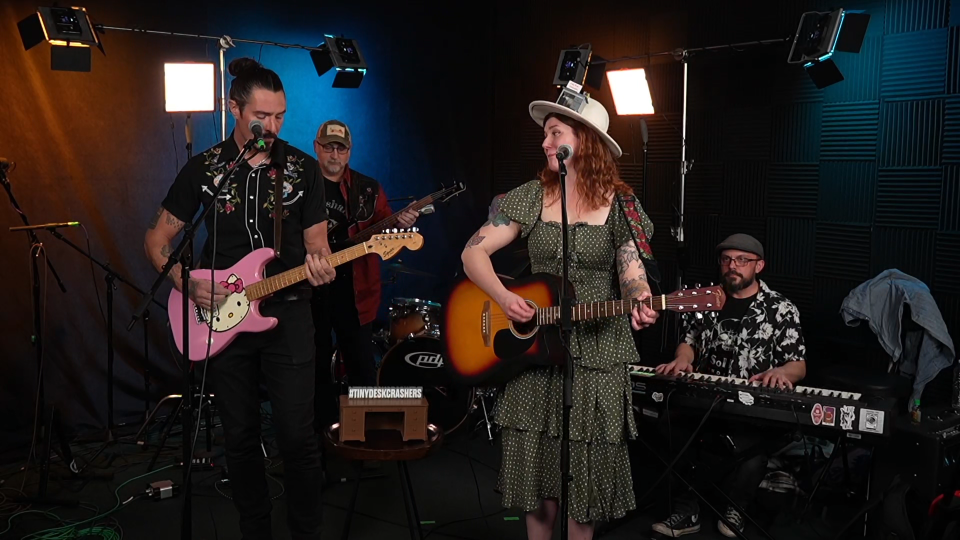Rachel Sue & The Step Family - Dawg Park Stage