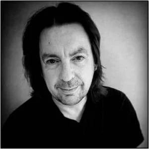 MichaelAngus_portrait-300x300.jpg
