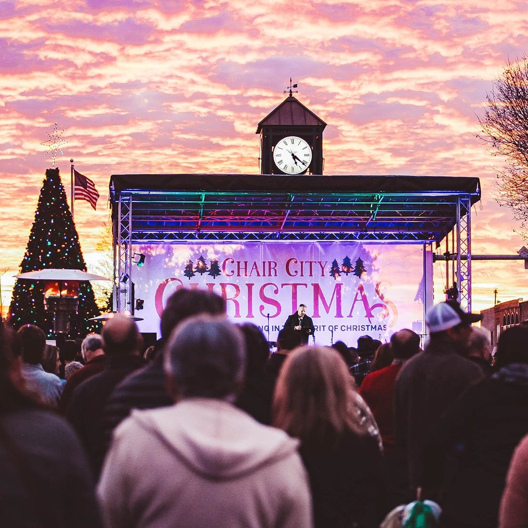 🎄✨ Chair City Christmas 2024 ✨🎄

Mark your calendars for a magical evening in downtown Thomasville! On December 20th, 2024, from 6:00PM-8:00 PM, Main Street will transform into a festive wonderland for the 6th Annual Chair City Christmas&mdash;a FR