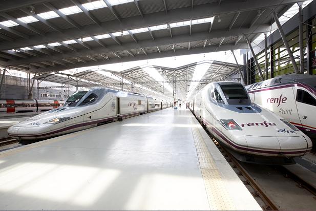 Estación de Tren María Zambrano (Málaga)