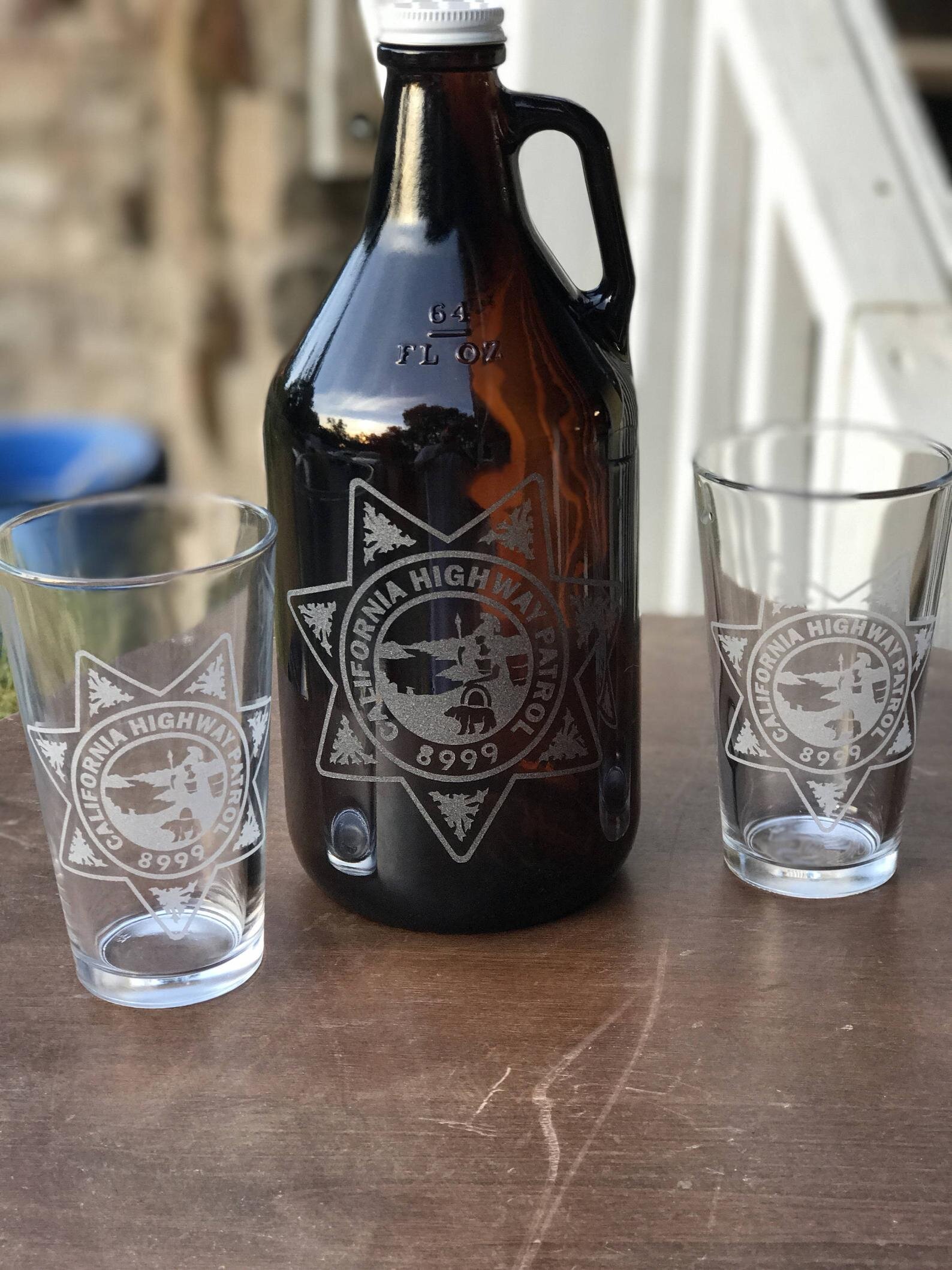 GROWLER &amp; PINT GLASS SET