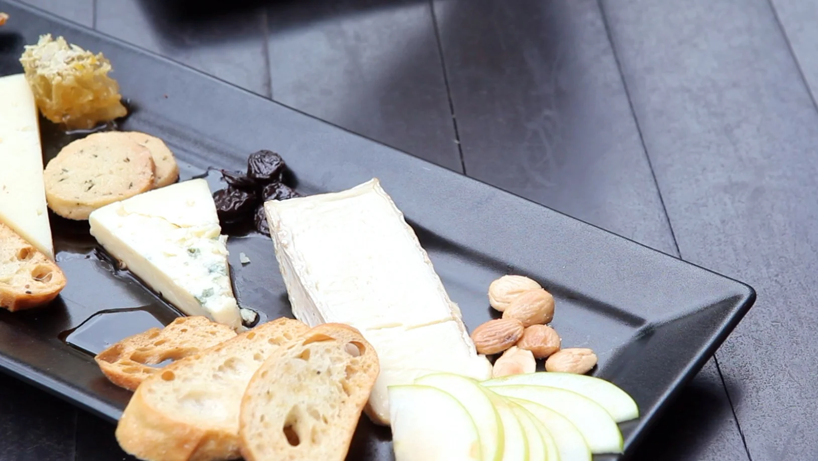Delicious cheese plates and appetizers to share