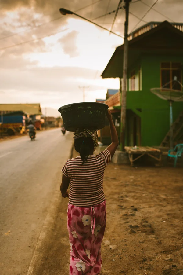 Sape-Sumbawa-Indonesia-037.jpg