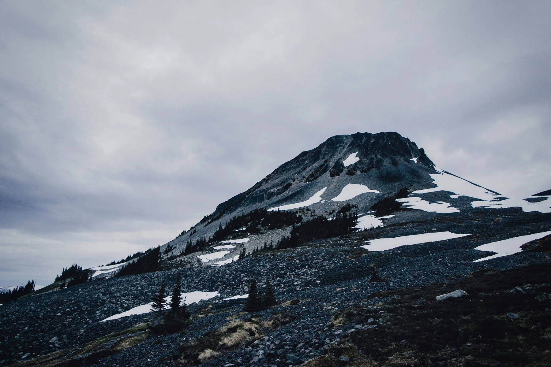 black-tusk-hike-garibaldi-provincial-park-photo-0116.jpg