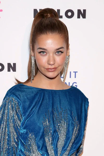 Amanda+Steele+NYLON+Annual+Girl+Party+Ace+QHUeXsLRWr7l.jpg