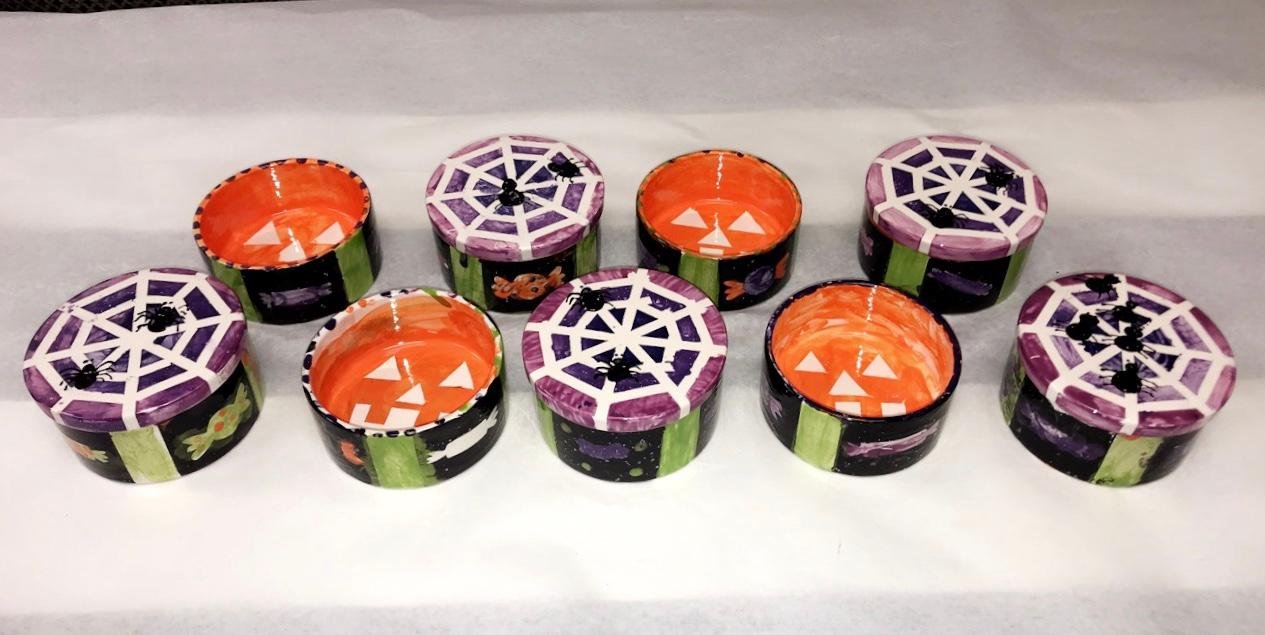 Spider Jackolantern Circle Box.jpg