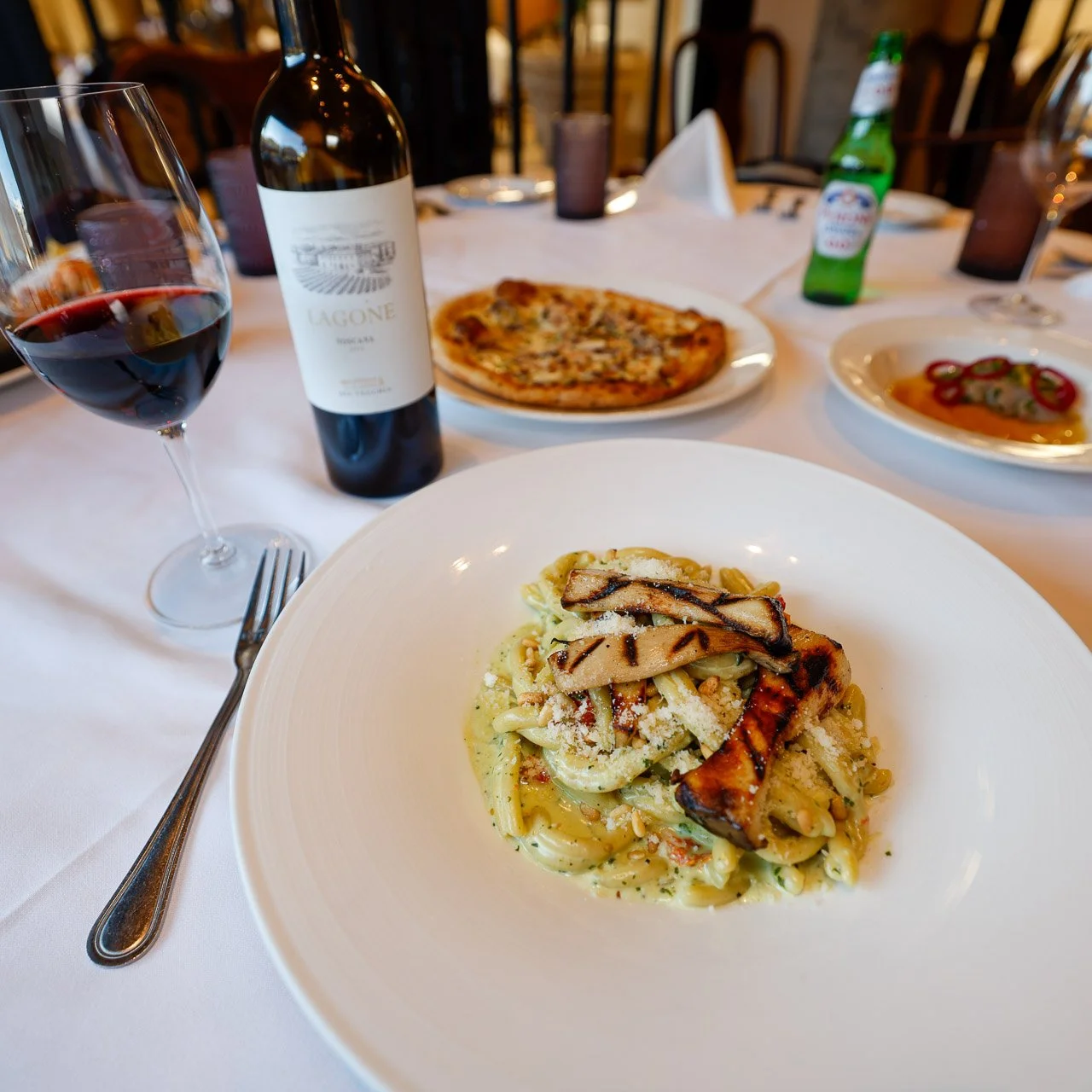 New menu item: Pesto Strozzapreti
Made with garlic cream, roasted tomatoes, grilled king trumpet mushrooms, pine nut-basil pesto, and pecorino. #parkcityrestaurants #parkcityfood