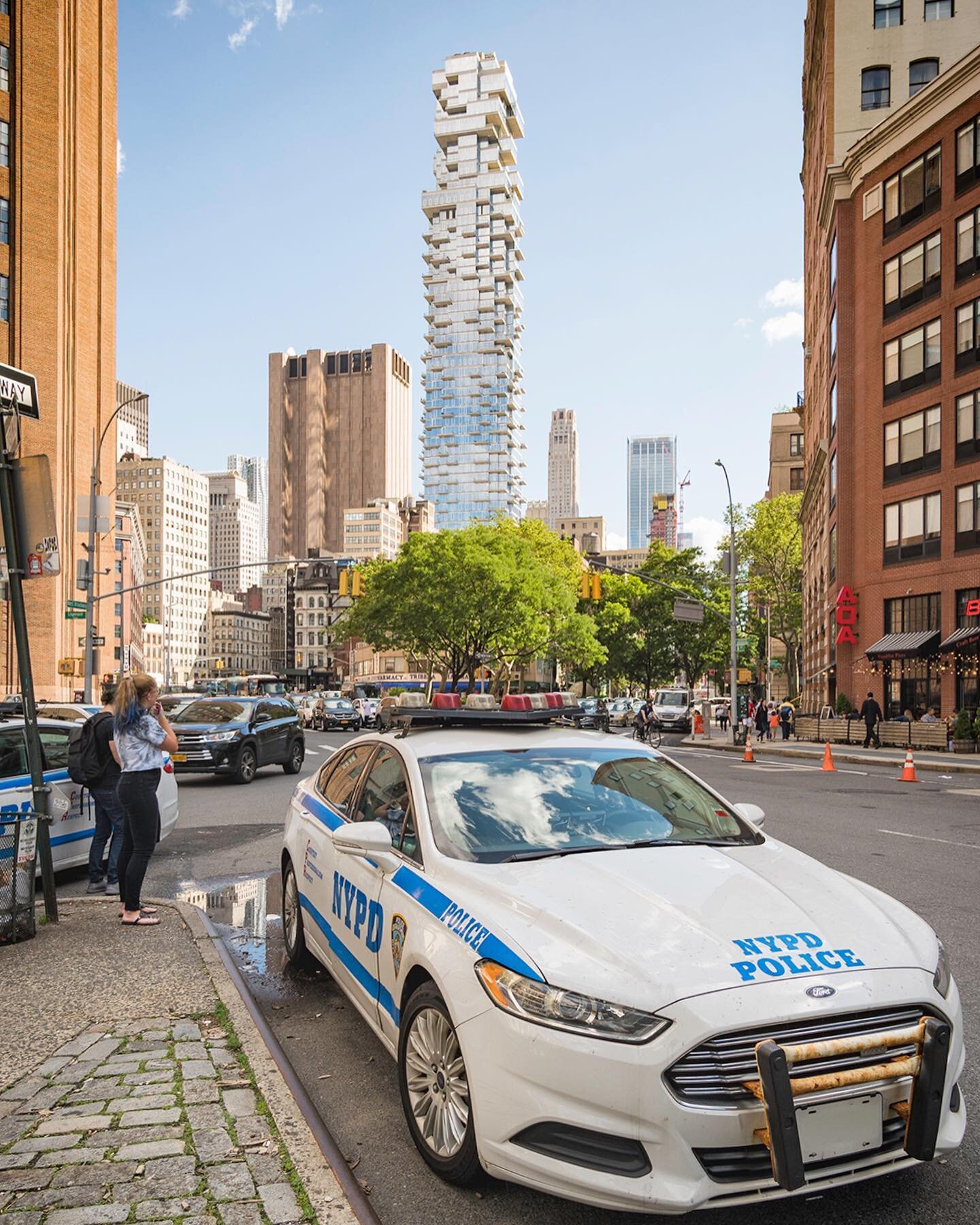 white man visiting season﻿
.﻿
.﻿
.﻿
#nyc #summer #architecture #wideangle #architecturalphotography #vessel #theshed #56leonardstreet #instagood #hotdogrecognitionsoftware