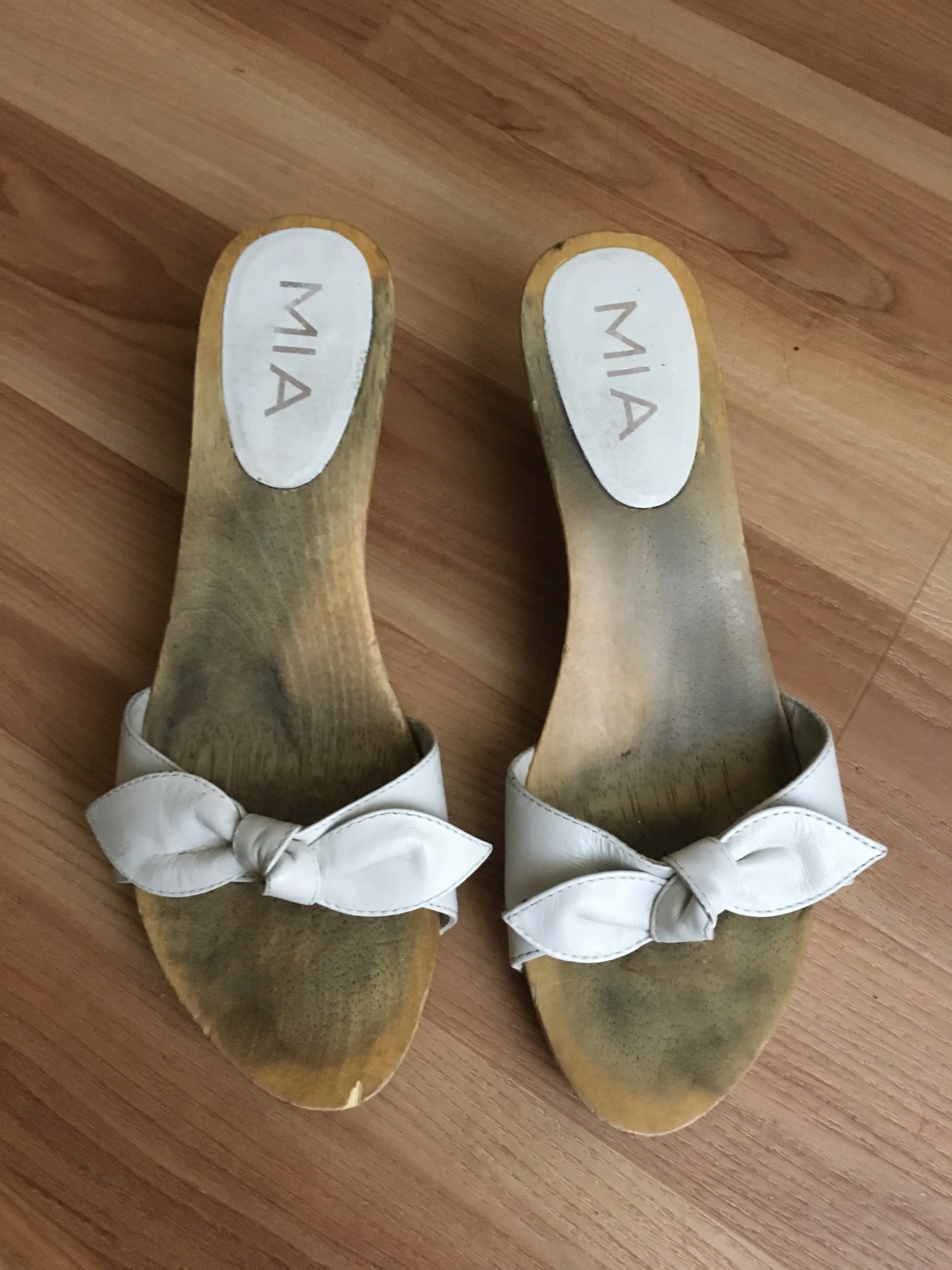 design your own clogs