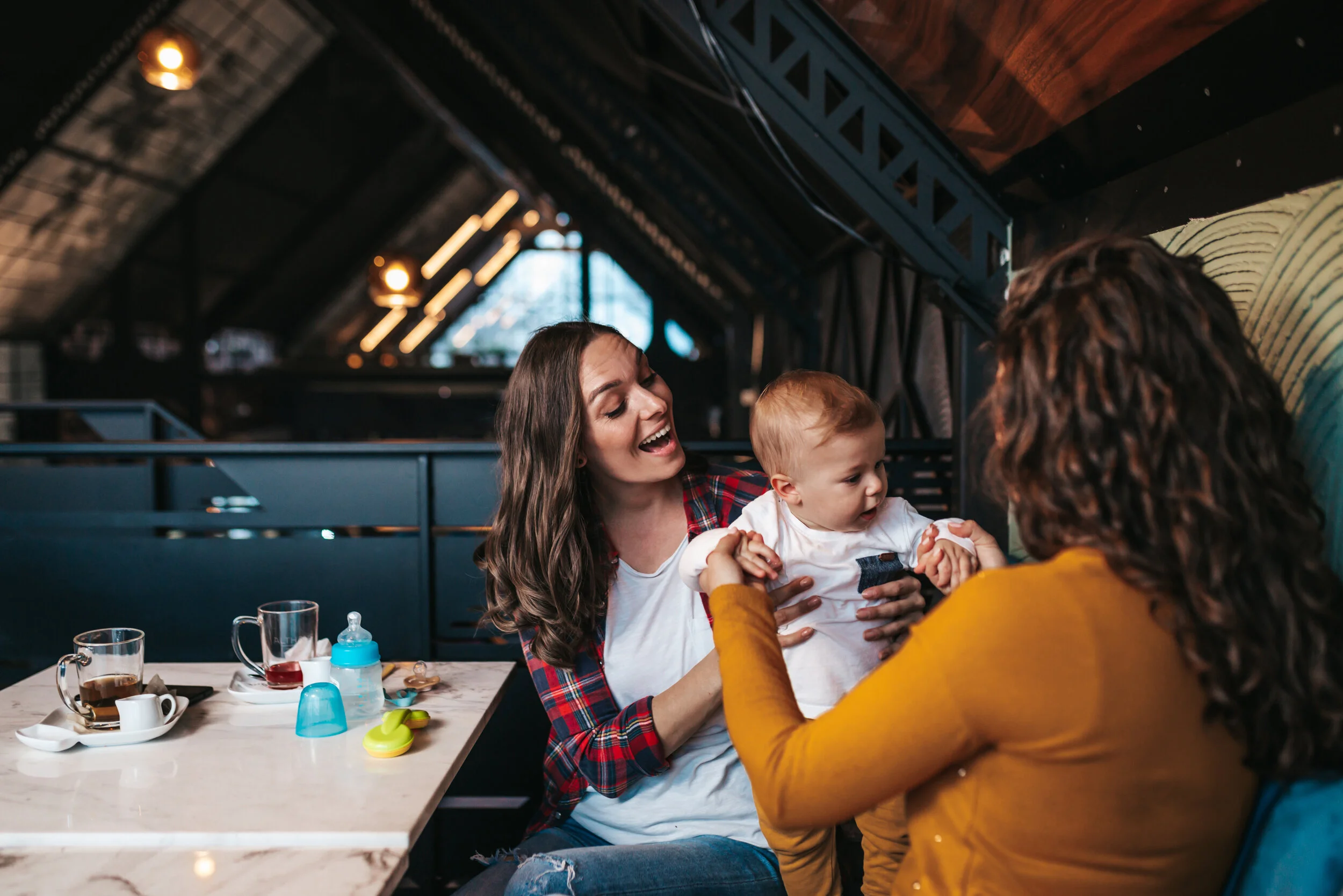 How to Have a Life Outside the House While Ensuring Your Baby Gets Enough Daytime Sleep