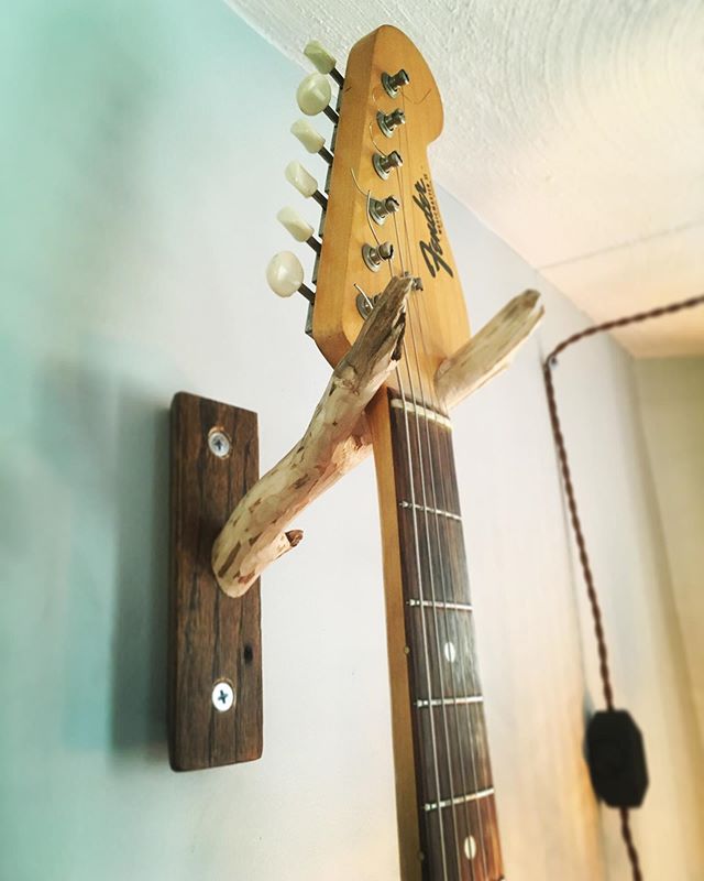 Made this #guitar hanger from a #stick I picked up at the #dogpark and some #scrap #wood. I guess you could say it was... literally a WALK IN THE PARK.
.
.
.
.
.
 #handcarved #whittling #pocketknife #carpentry #custom #bespoke #design #repurposed #fe