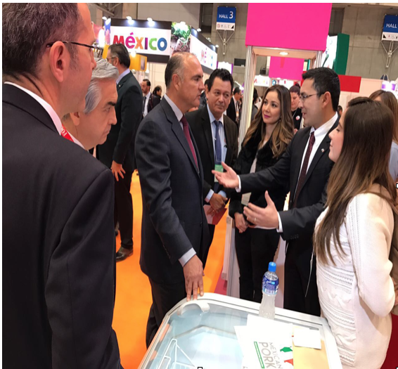 José Eduardo Calzada Rovirosa - Secretario de Agricultura, Ganadería, Desarrollo Rural, Pesca y Alimentación. Rubén Murillo - Presidente MPEA, Alejandra Aceves - Secretaria MPEA, René Cornejo - Miembro de MPEA.