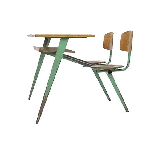 school desk.jpg