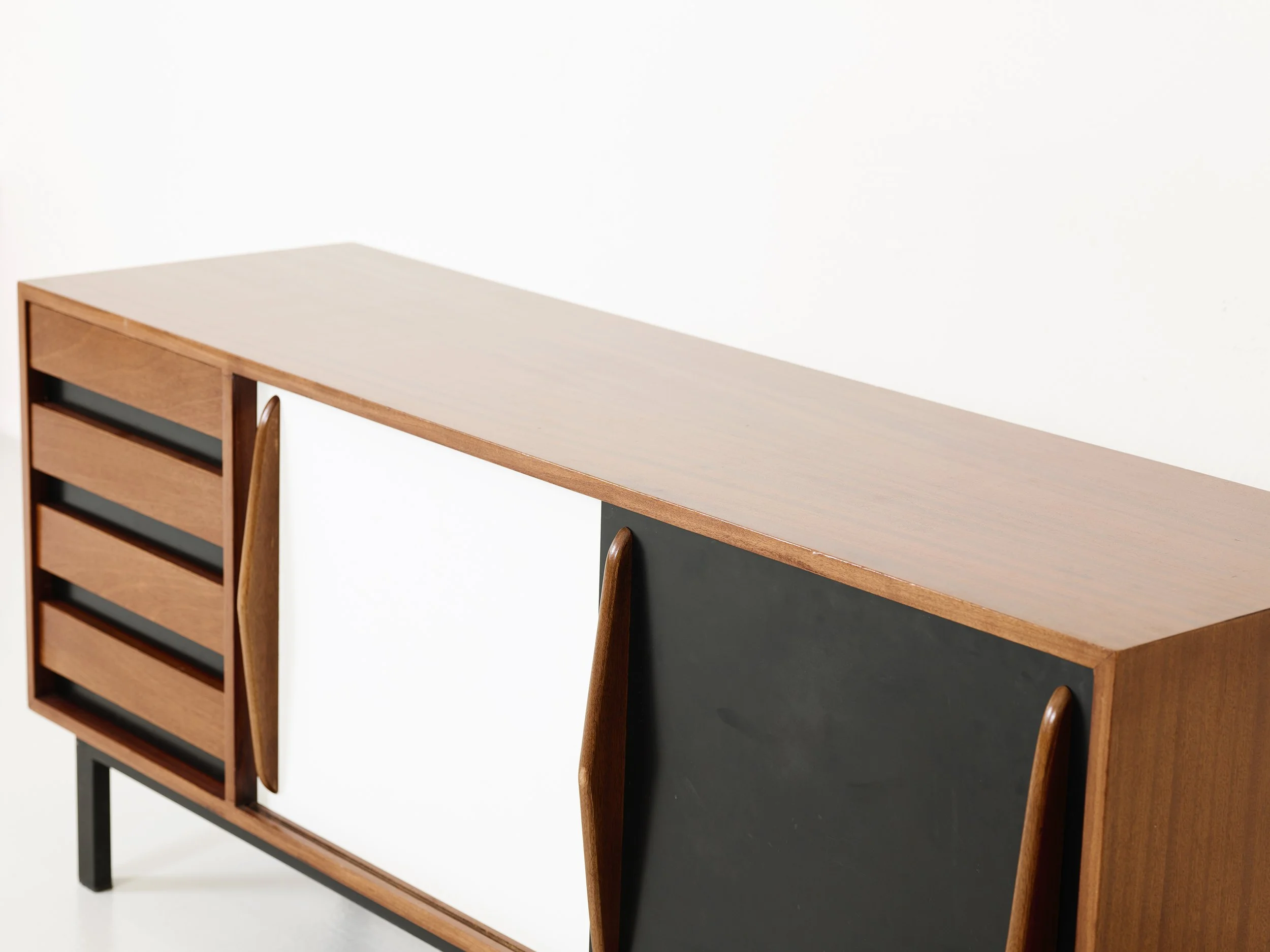Sideboard 1-4.jpg