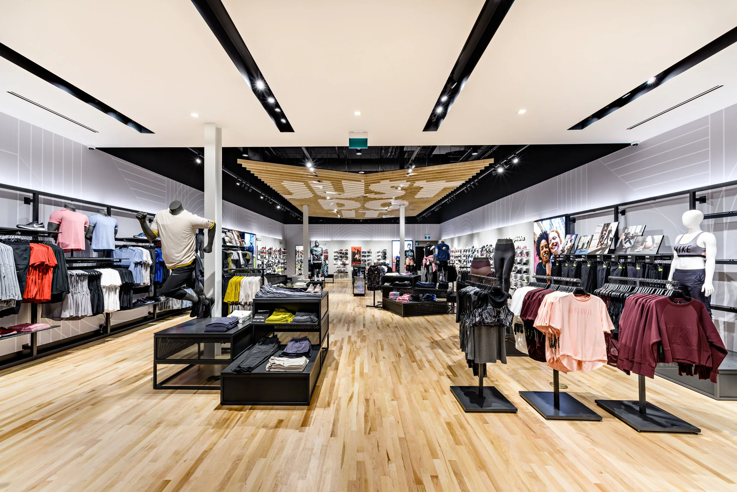 Nike_180713_YD_0023_HiRes.jpg