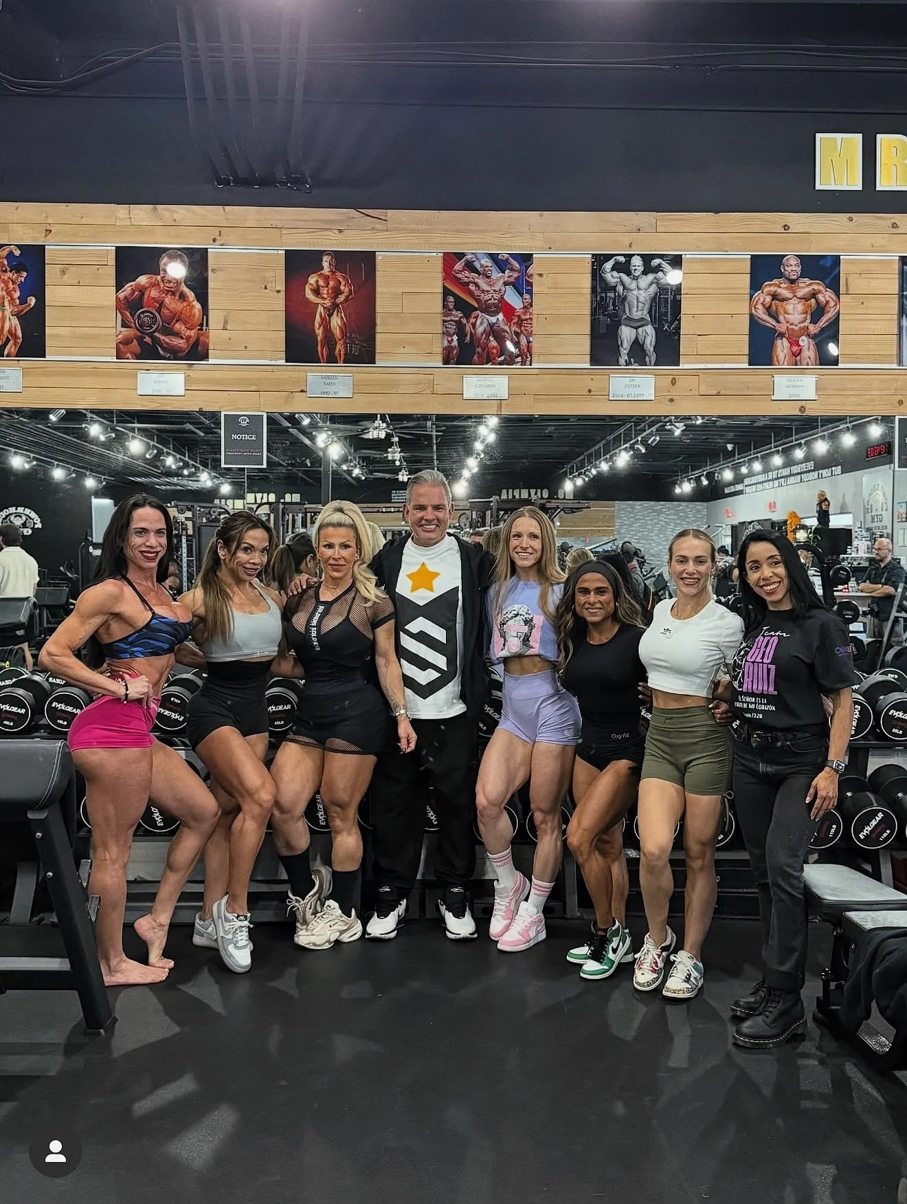 Family isn&rsquo;t always blood&mdash;it&rsquo;s the people who lift you higher, push you harder, and care about every single detail along the way. 

Today I got to see my coach @anneluisefreitas , @ricardopannain , and @aimeebfreitas and my amazing 