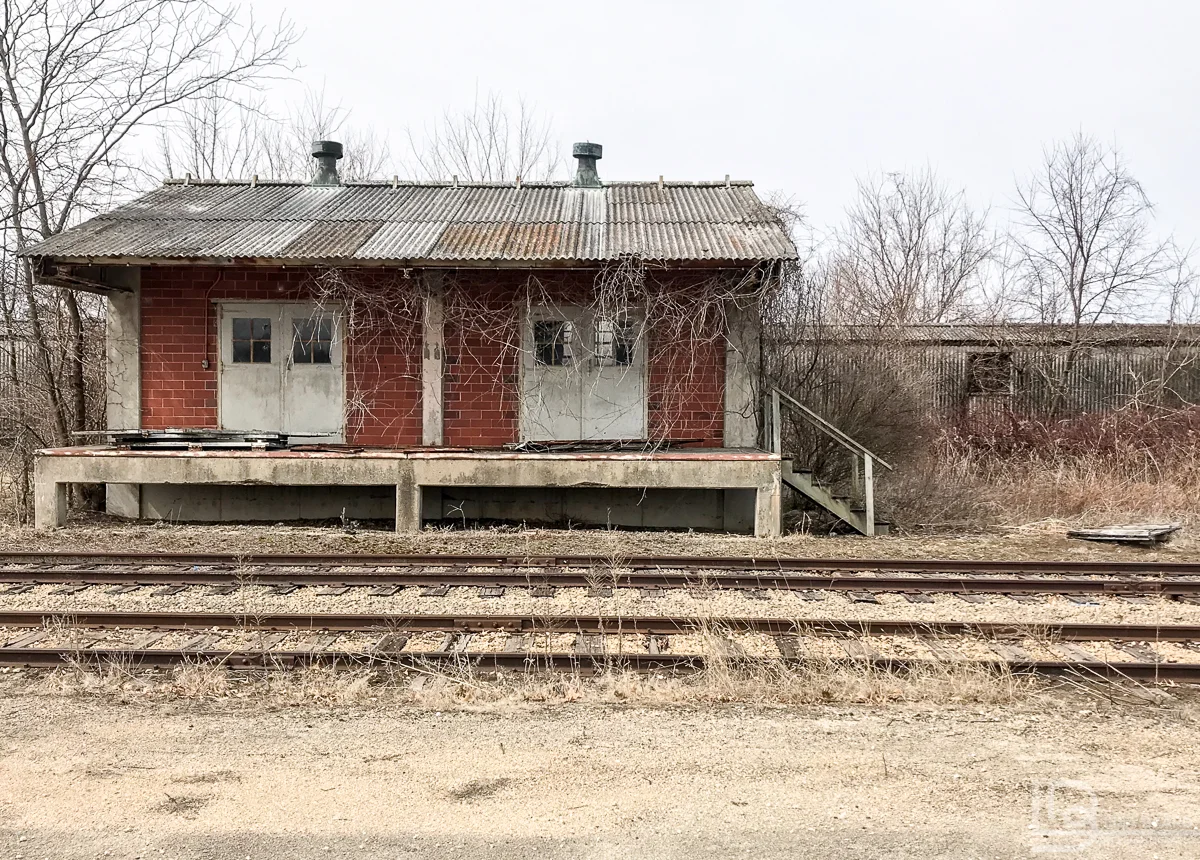 This small building connected to 1/2 mile long tunnels with railroad access.