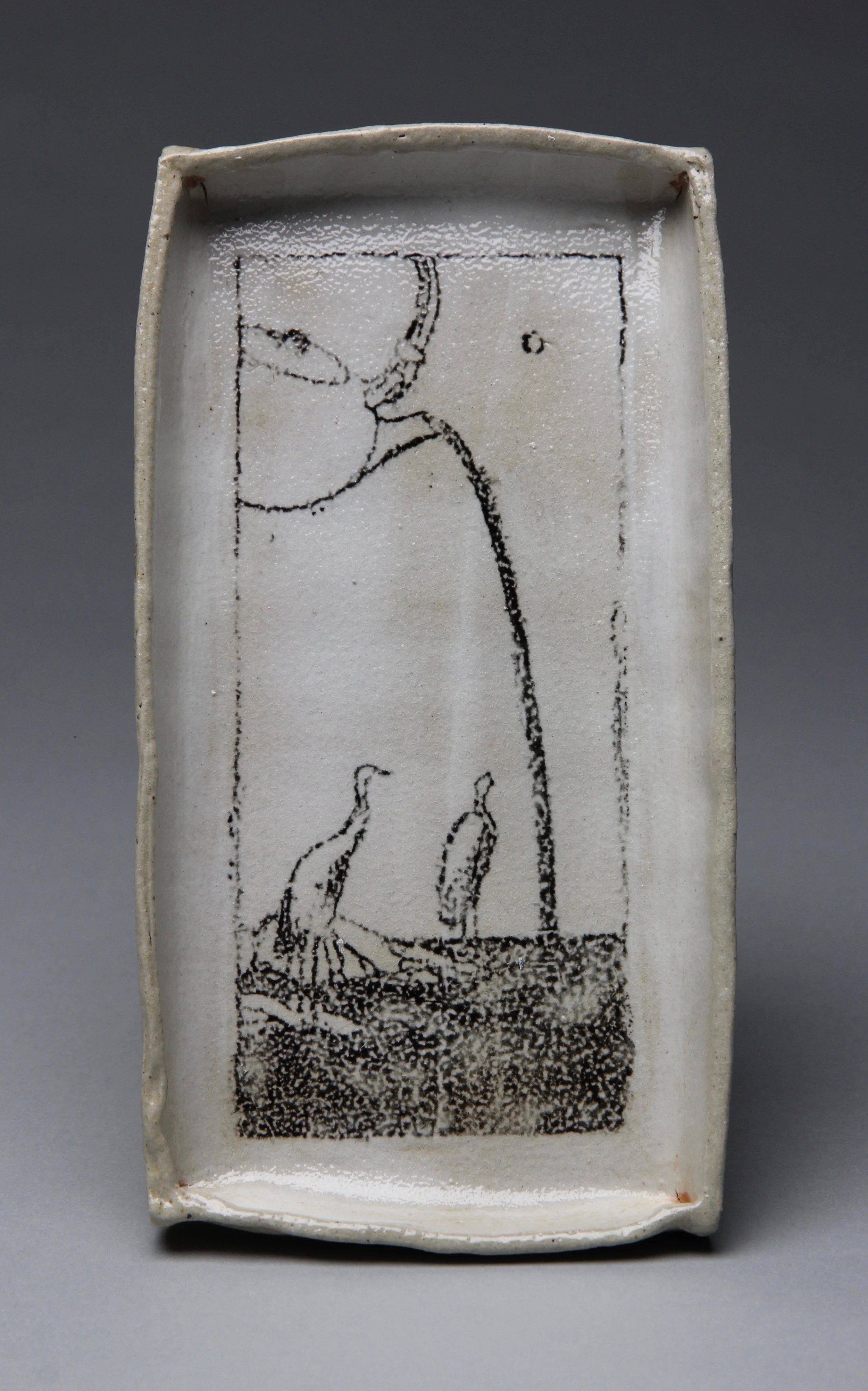 Tray with birds