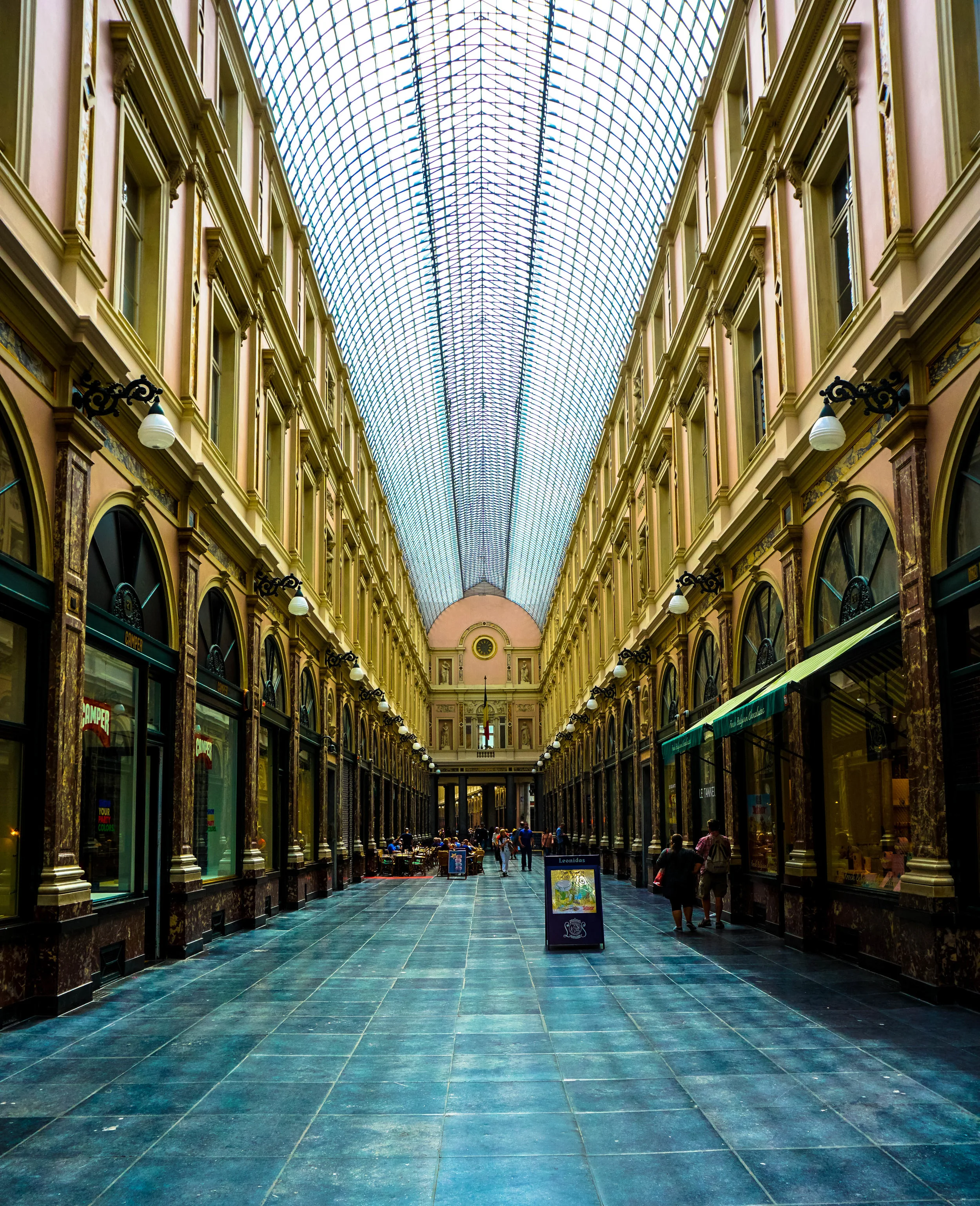 Les Galeries Royales Saint-Hubert (Day), Brussels