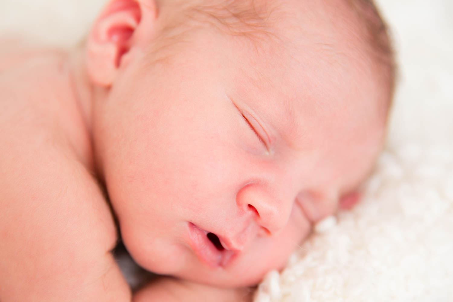 yorkshire-baby-newborn-photoshoot-photographer-girl