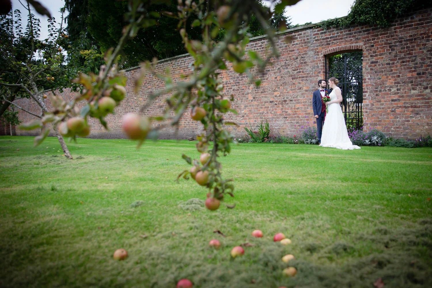 The Hawkhills near Easingwold is a hidden gem. Just outside York, this former stately home has beautiful interiors and is surrounded by extensive parkland which make it a really is a stunning location for a wedding. When not being used for weddings, Hawkhills is used as an Emergency Training College, providing training courses for emergency services in planning for major disasters. Fortunately, there were none of those at Ellie and Jeff's wedding and the whole day went smoothly, thanks, in part, to the dedicated and professional staff who make sure that everything goes without a hitch. Ellie and Jeff are a fab couple! The speeches paid tribute to just what a selfless pair they both are, forever putting others first and always with a smile. I had a lot of fun working with these guys and it was really great getting to know them both, even if I couldn't hide my jealousy that they are going to the most amazing place in the world for their honeymoon - have fun in New Zealand guys! 