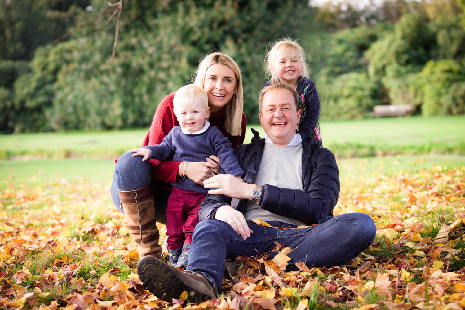 yorkshire-family-photoshoot-photographer-leeds-autumn-temple-new