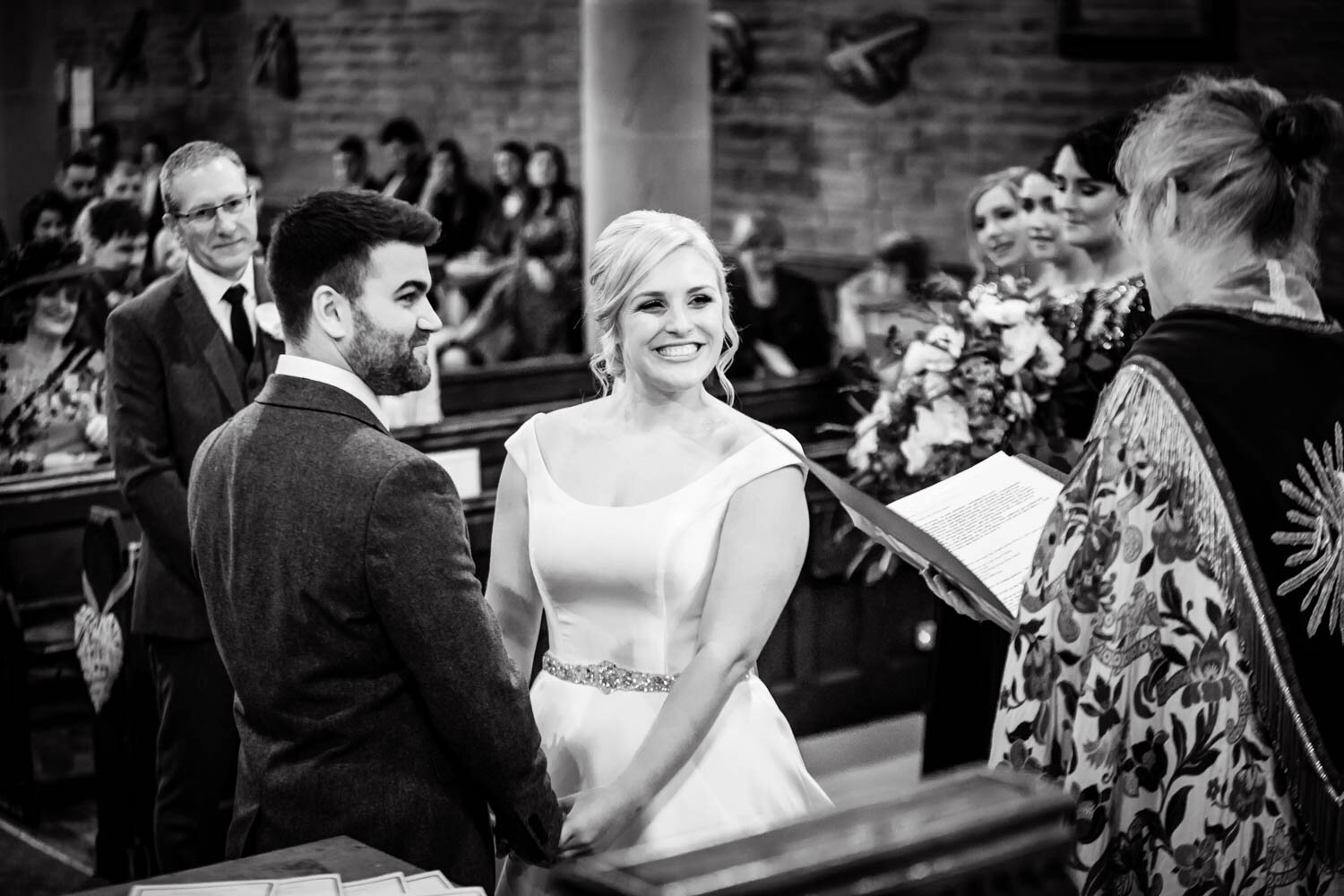 fleece-inn-wedding-photography-ripponden-halifax-west-yorkshire