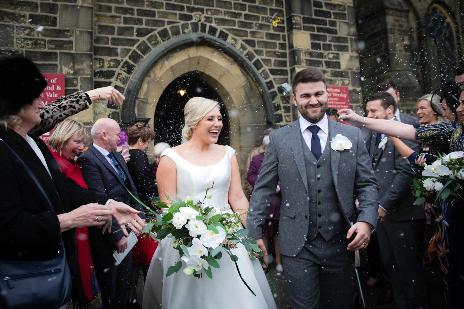 fleece-inn-wedding-photography-ripponden-halifax-west-yorkshire