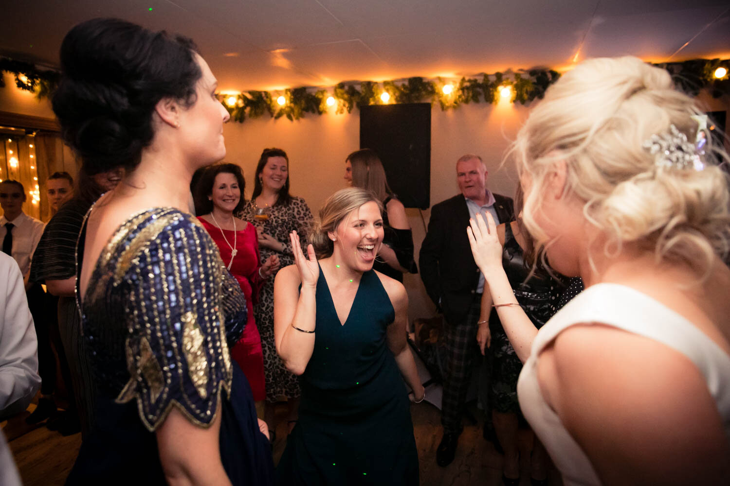 fleece-inn-wedding-photography-ripponden-halifax-west-yorkshire