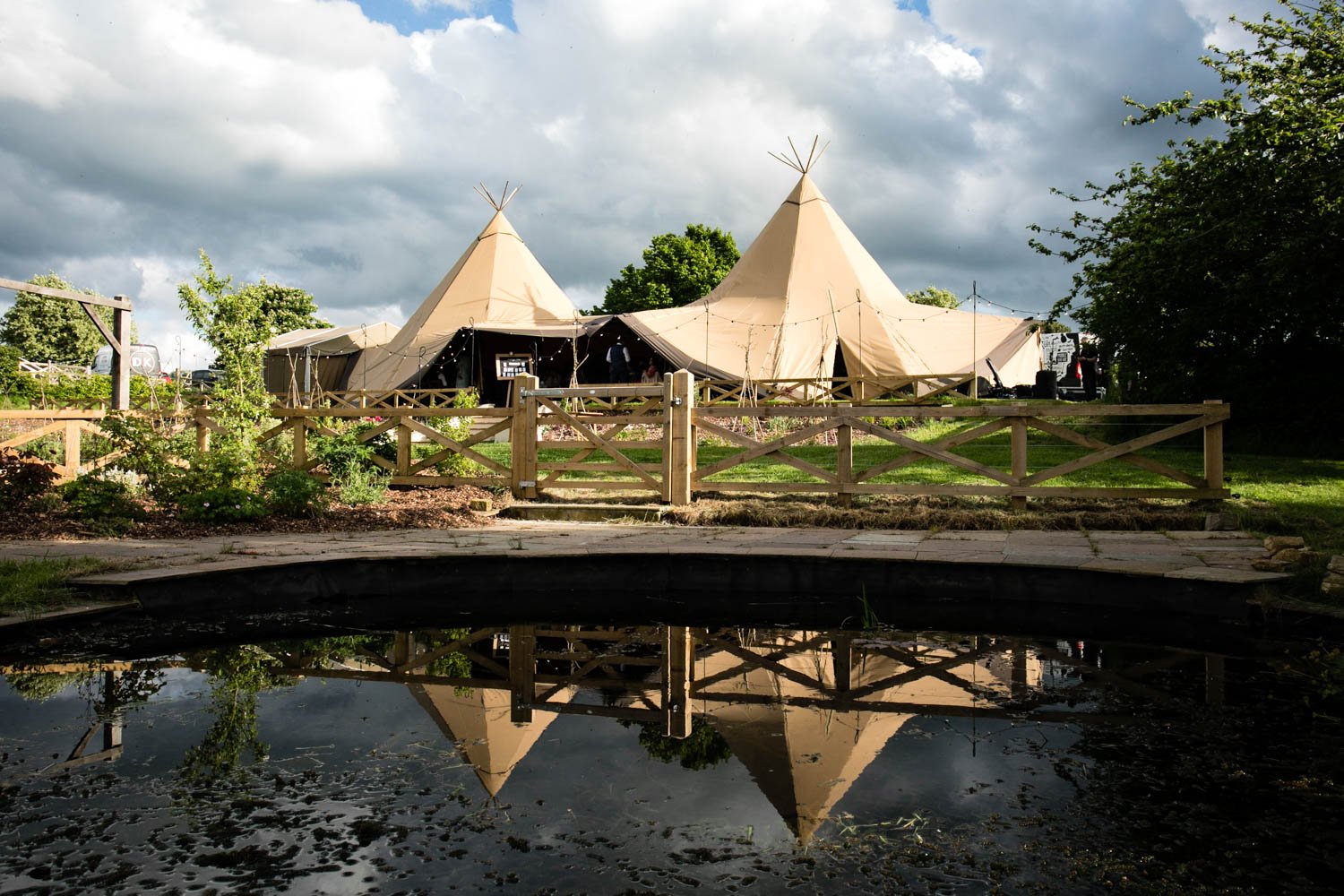 tipi-wedding-photography-malton