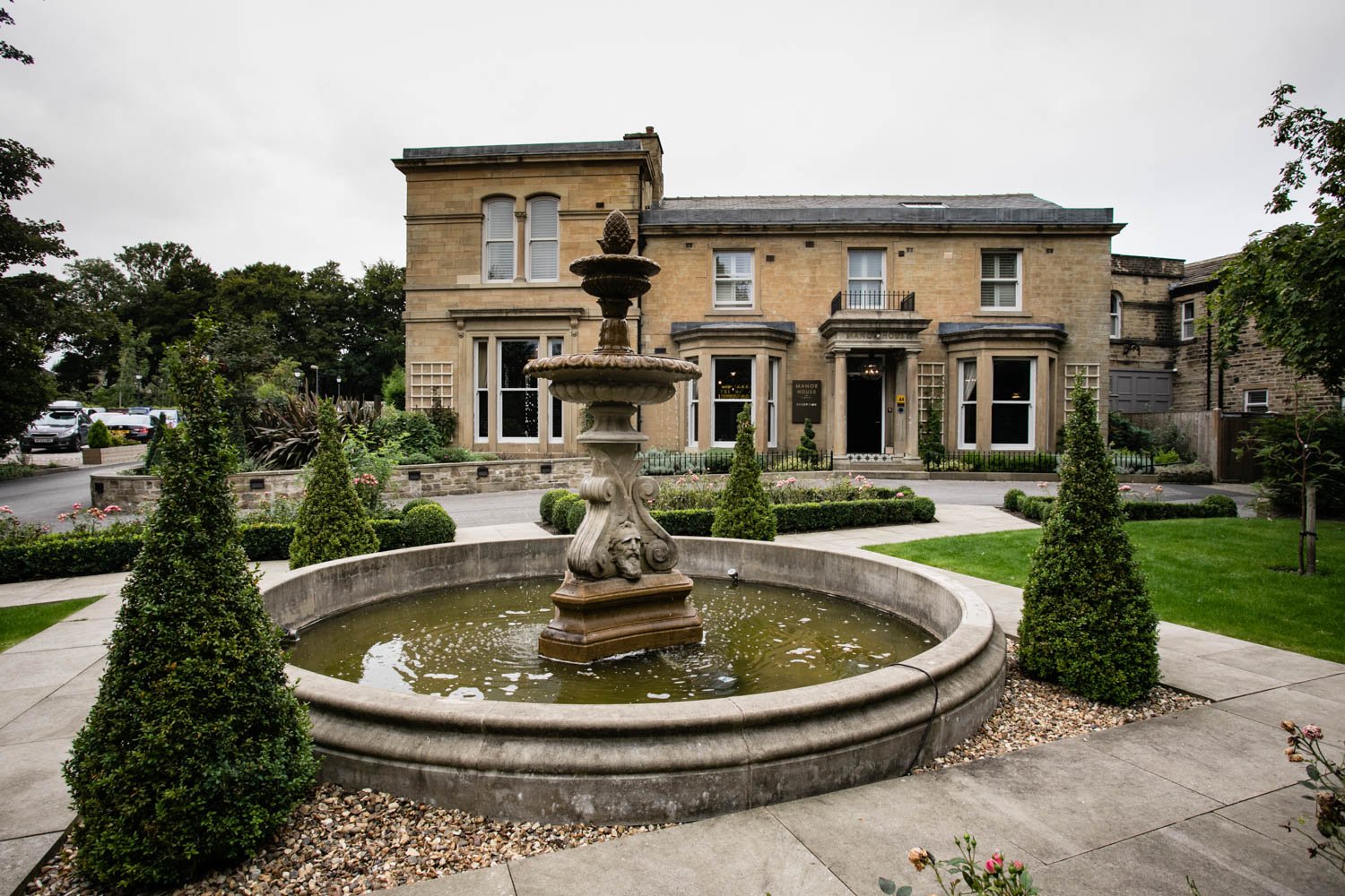 manor-house-lindley-wedding-photography-huddersfield-yorkshire